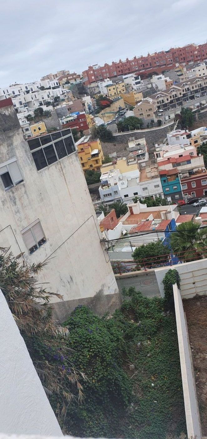 SE VENDE TERRENO URBANIZABLE RESIDENCIAL EN LAS PLAMAS DE GR - foto 5