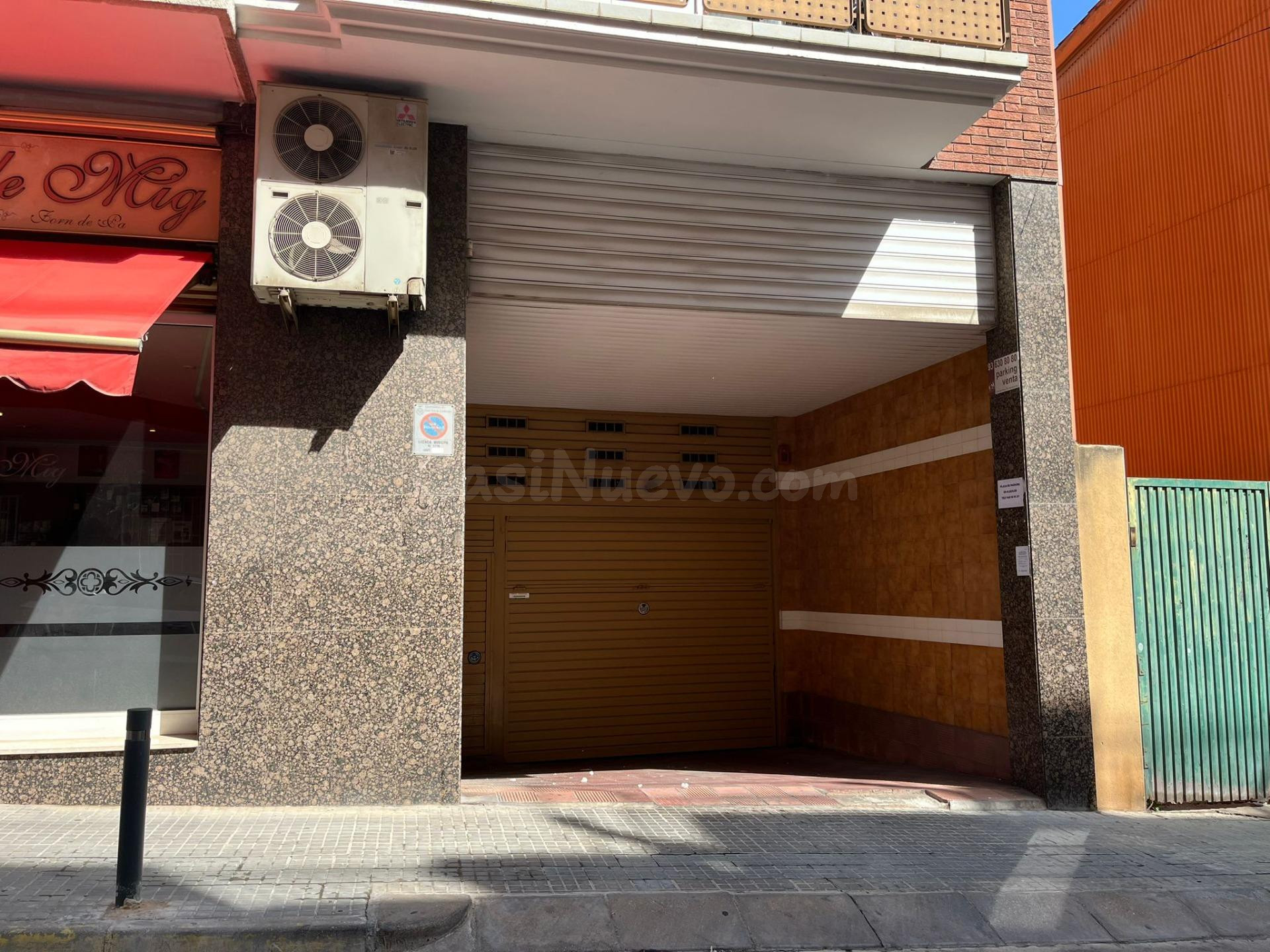 Plaza de aparcamiento en alquiler en Sant Boi de Llobregat. - foto 5