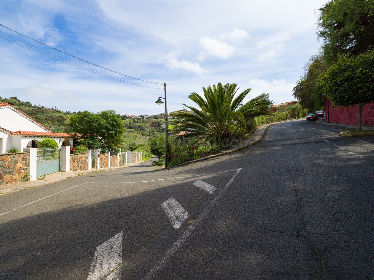 Parcela urbana con fantásticas vistas en Santa Brígida - foto 2