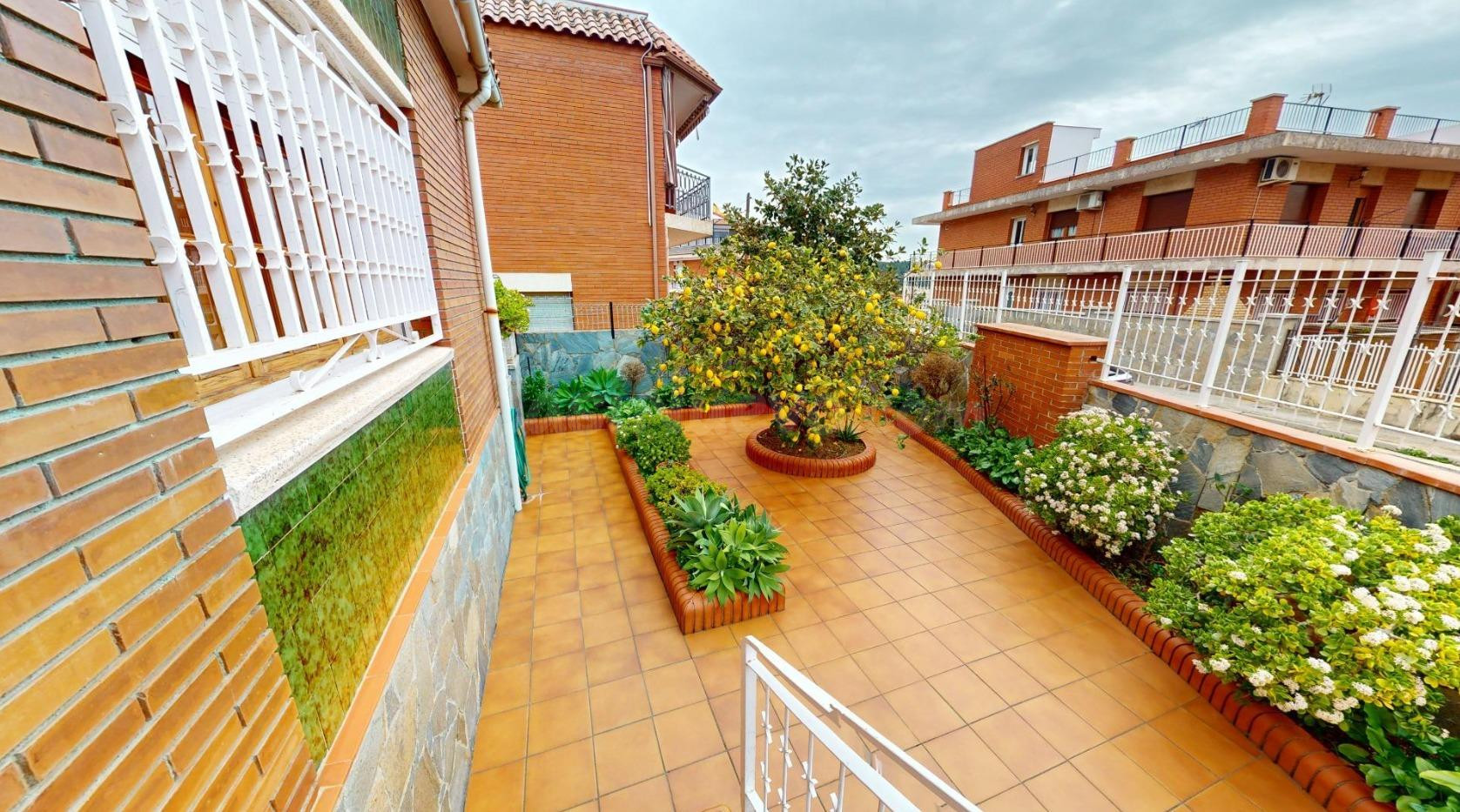 Casa excepcional en Viladecans - foto 4