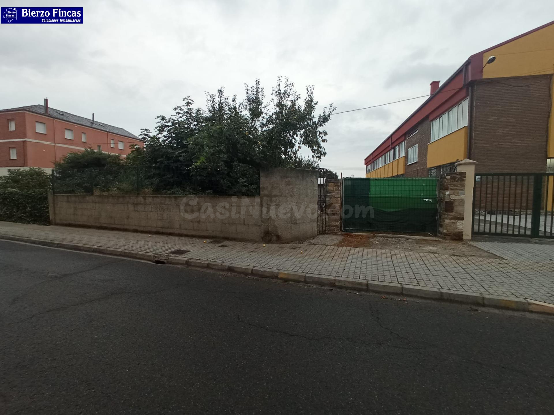 SE VENDE TERRENO URBANO EN CUATROVIENTOS - foto 2