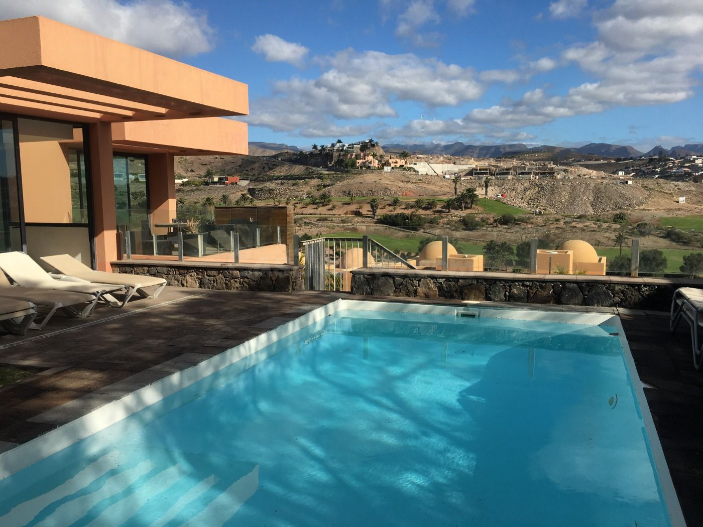 VILLA-CHALET DE LUJO EN SALOBRE GOLF