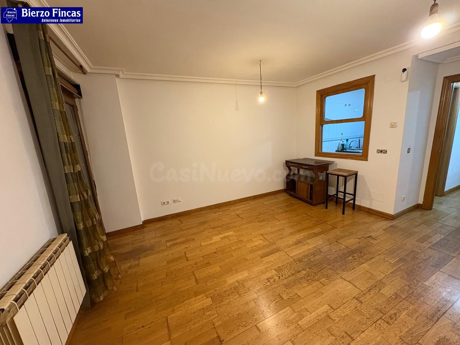 Se vende acogedor apartamento en el corazón del Casco Antigu - foto 2
