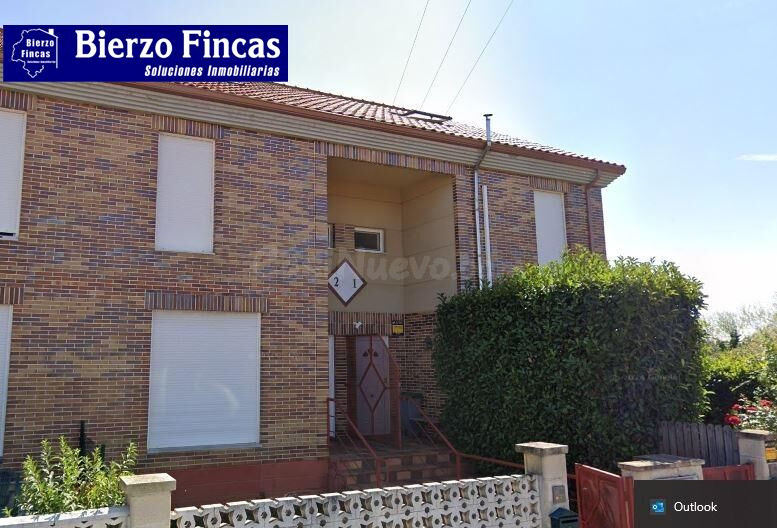SE VENDE VIVIENDA ADOSADA EN VILLASABARIEGO
