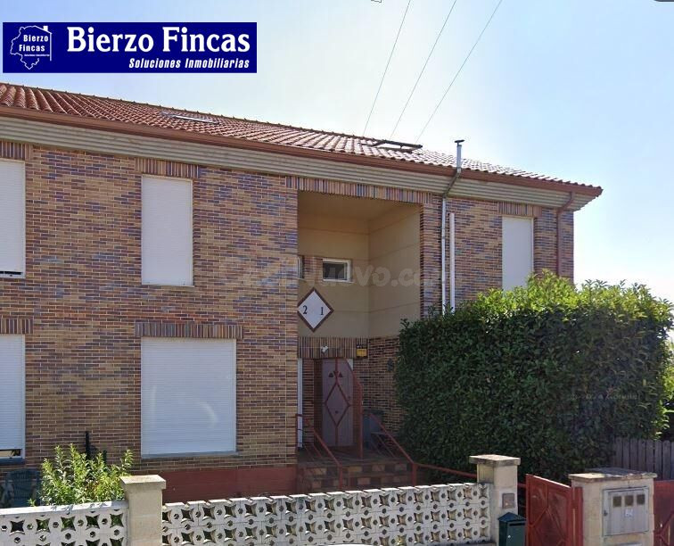 SE VENDE VIVIENDA ADOSADA EN VILLASABARIEGO - foto 2