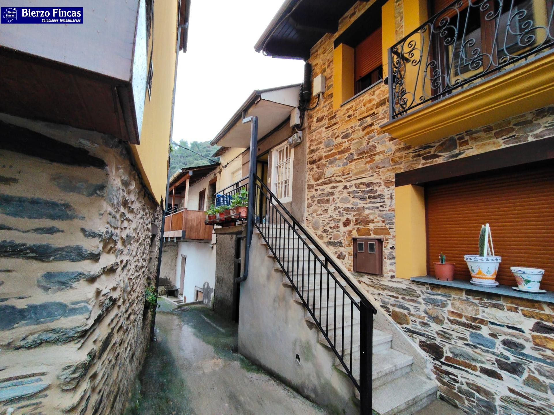 SE VENDE CASA EN PUENTE DOMINGO FLOREZ - foto 2