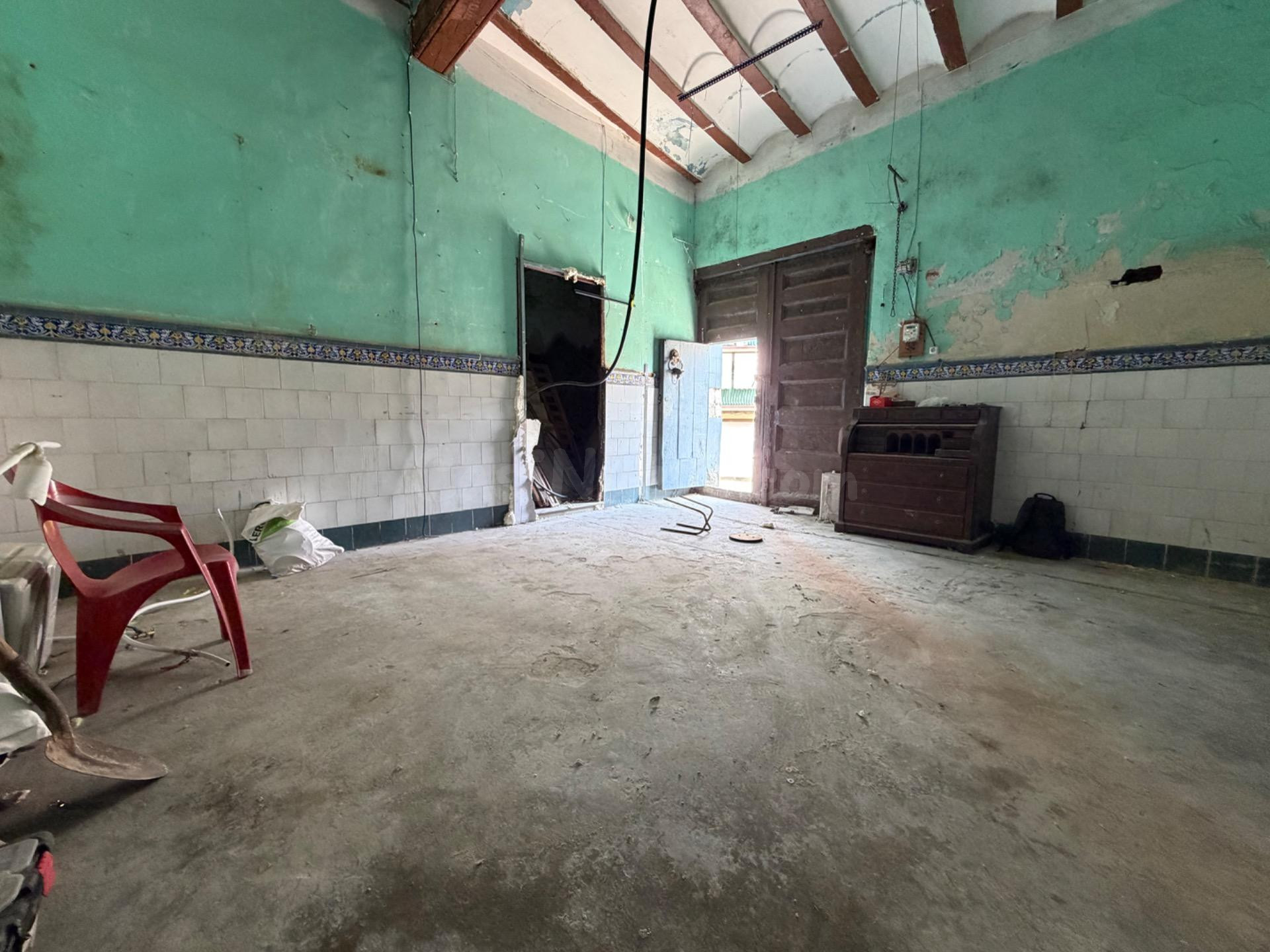 GRAN CASA DE PUEBLO PARA REFORMAR - foto 3