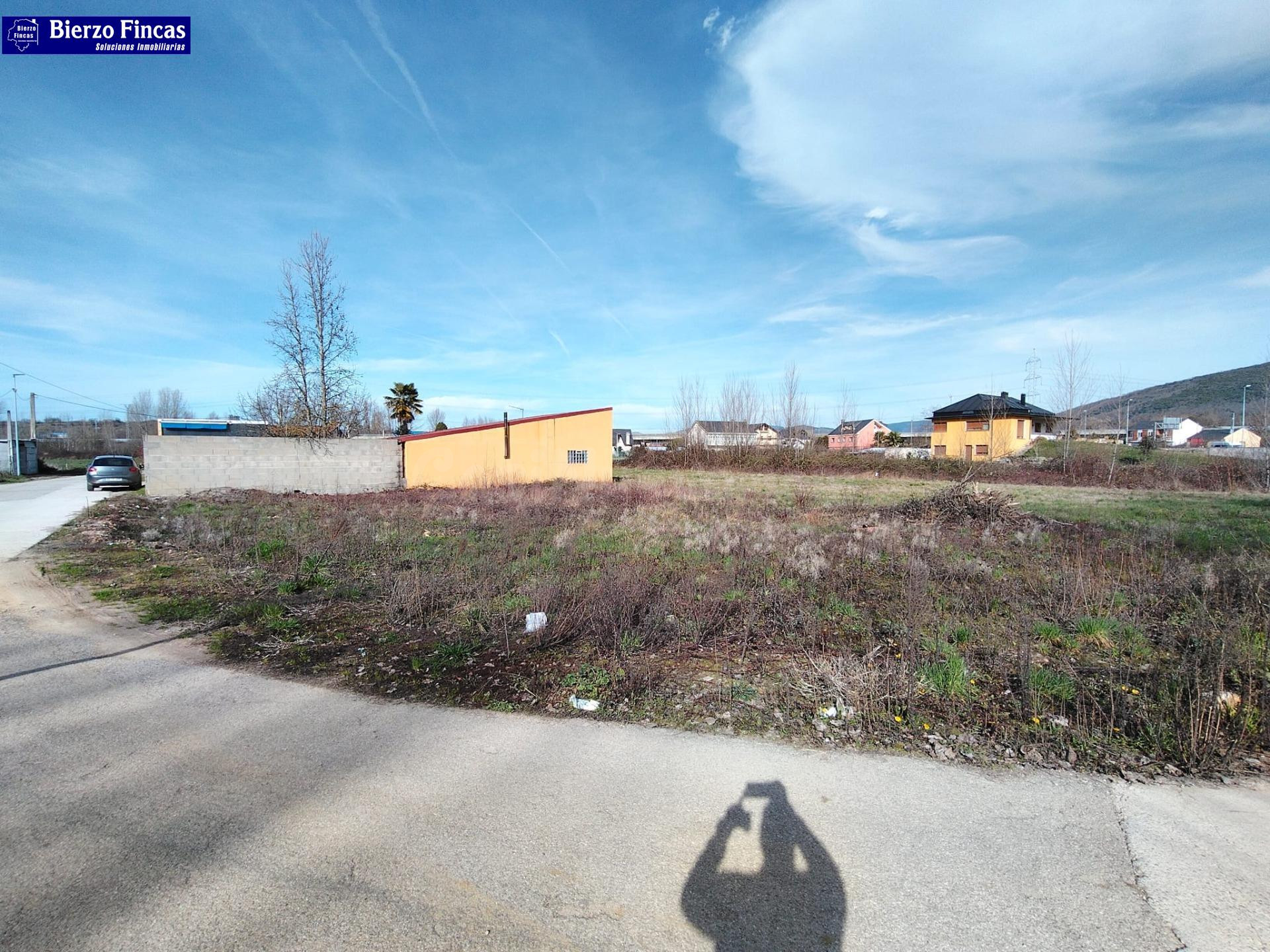 ☀️☀️SE VENDE FINCA EN COLUMBRIANOS☀️☀️