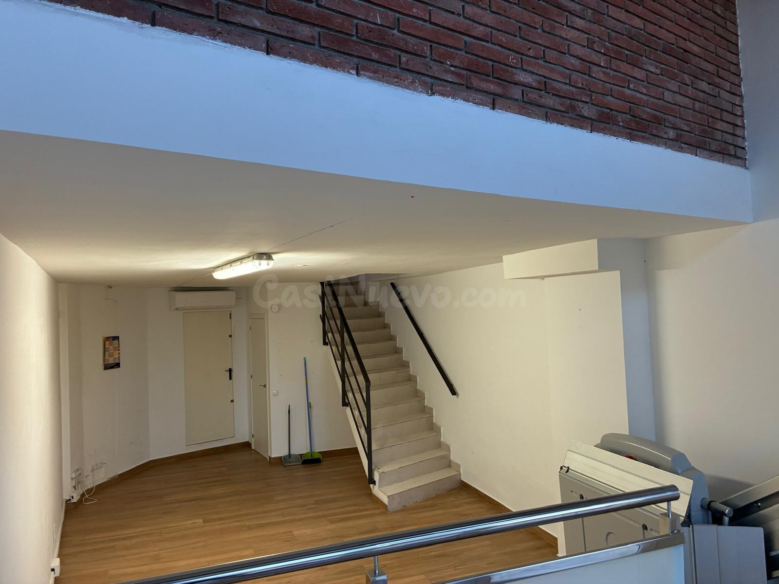 Local comercial con gran visibilidad, Barri Antic Viladecans - foto 4