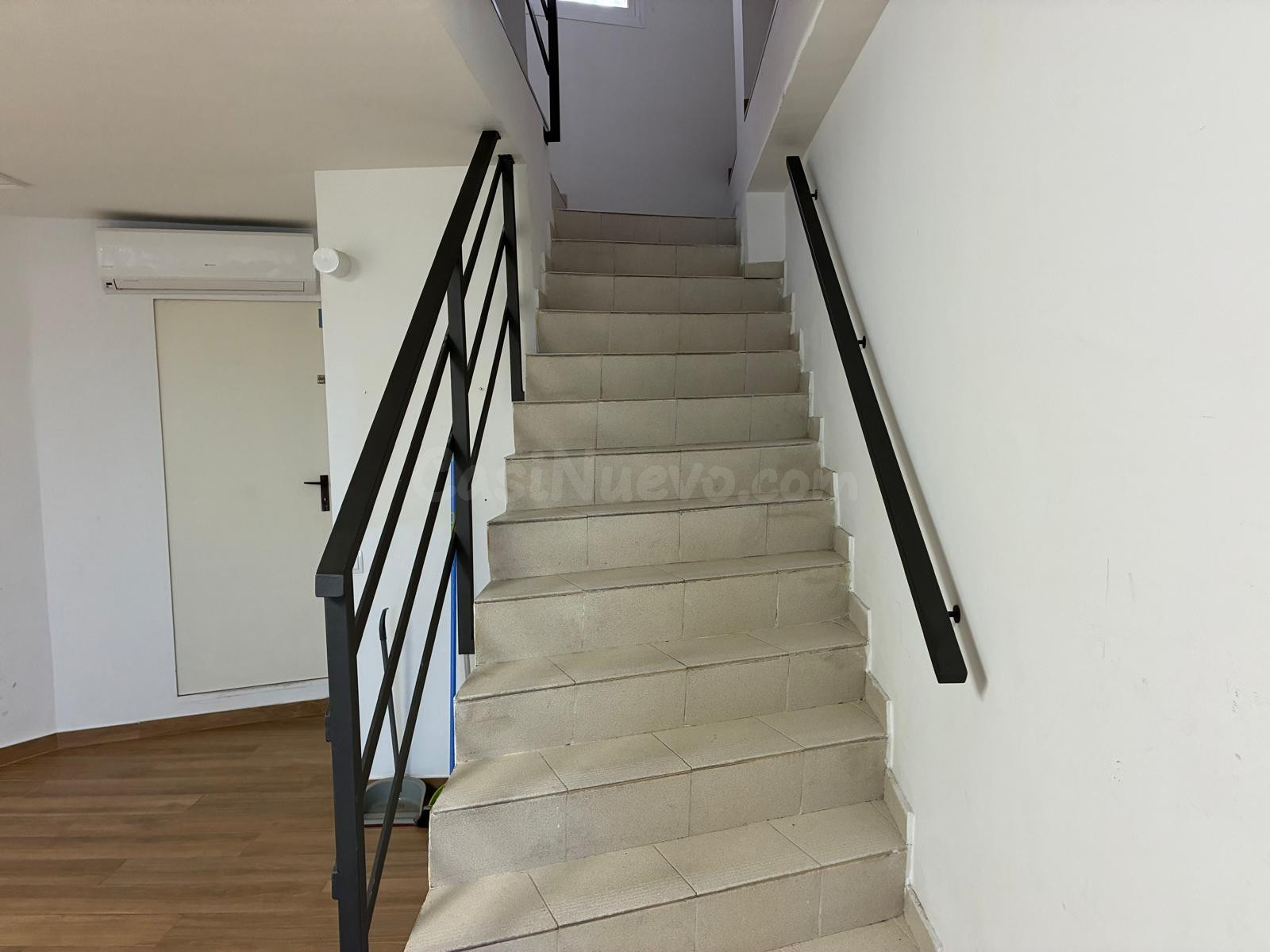 Local comercial con gran visibilidad, Barri Antic Viladecans - foto 5