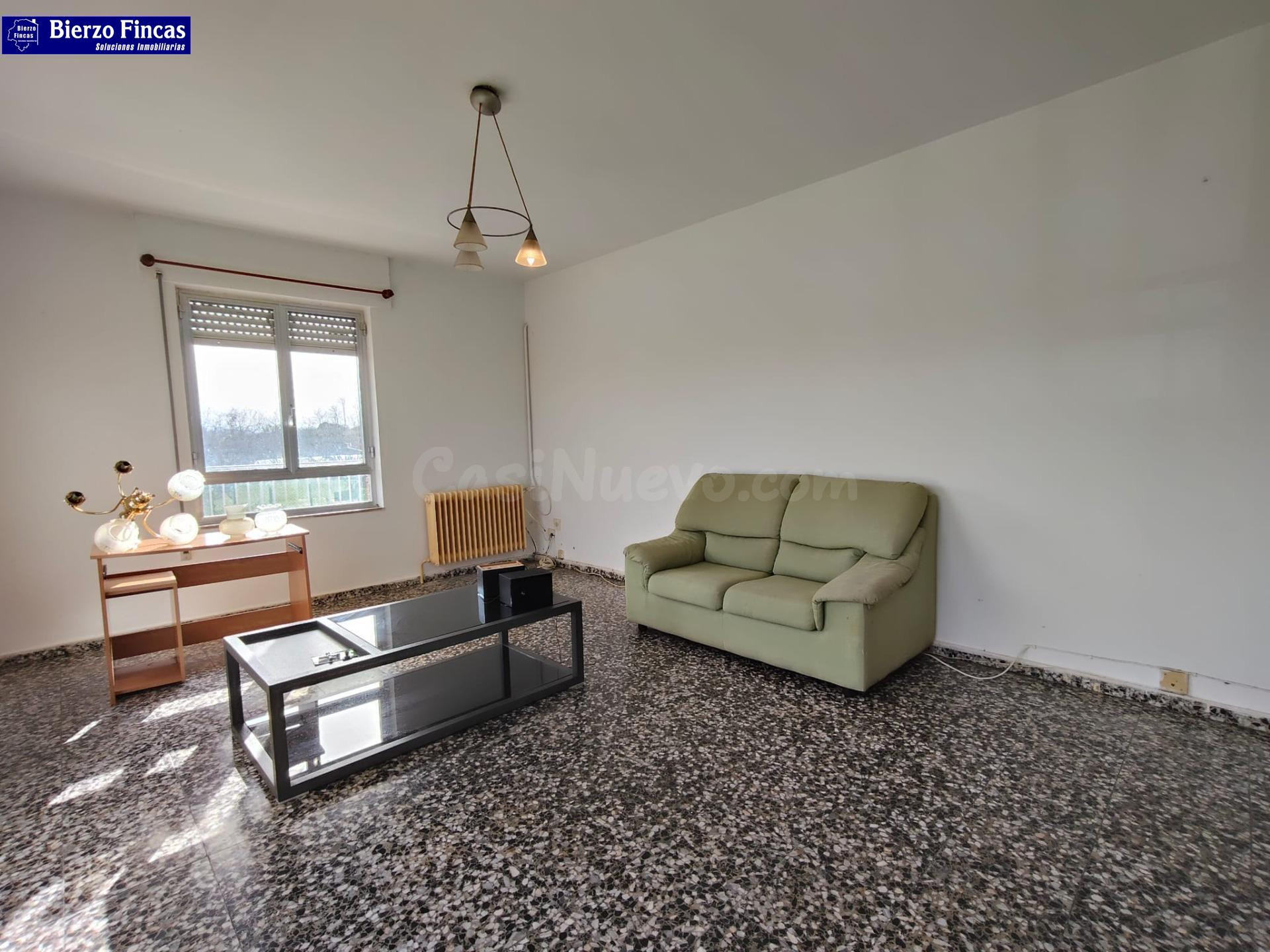 ️ ️SE VENDE GRAN PARCELA CON CASA Y NAVE EN BARCENA️ ️ - foto 2