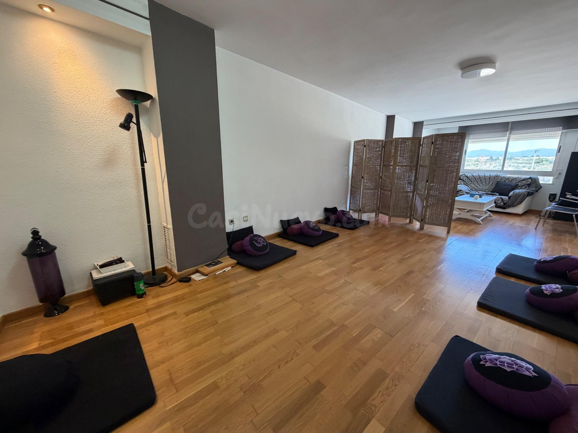 ESPECTACULAR PISO DE 180 M2 EN UNA MUY BUENA ZONA DE LLLIRIA - foto 5