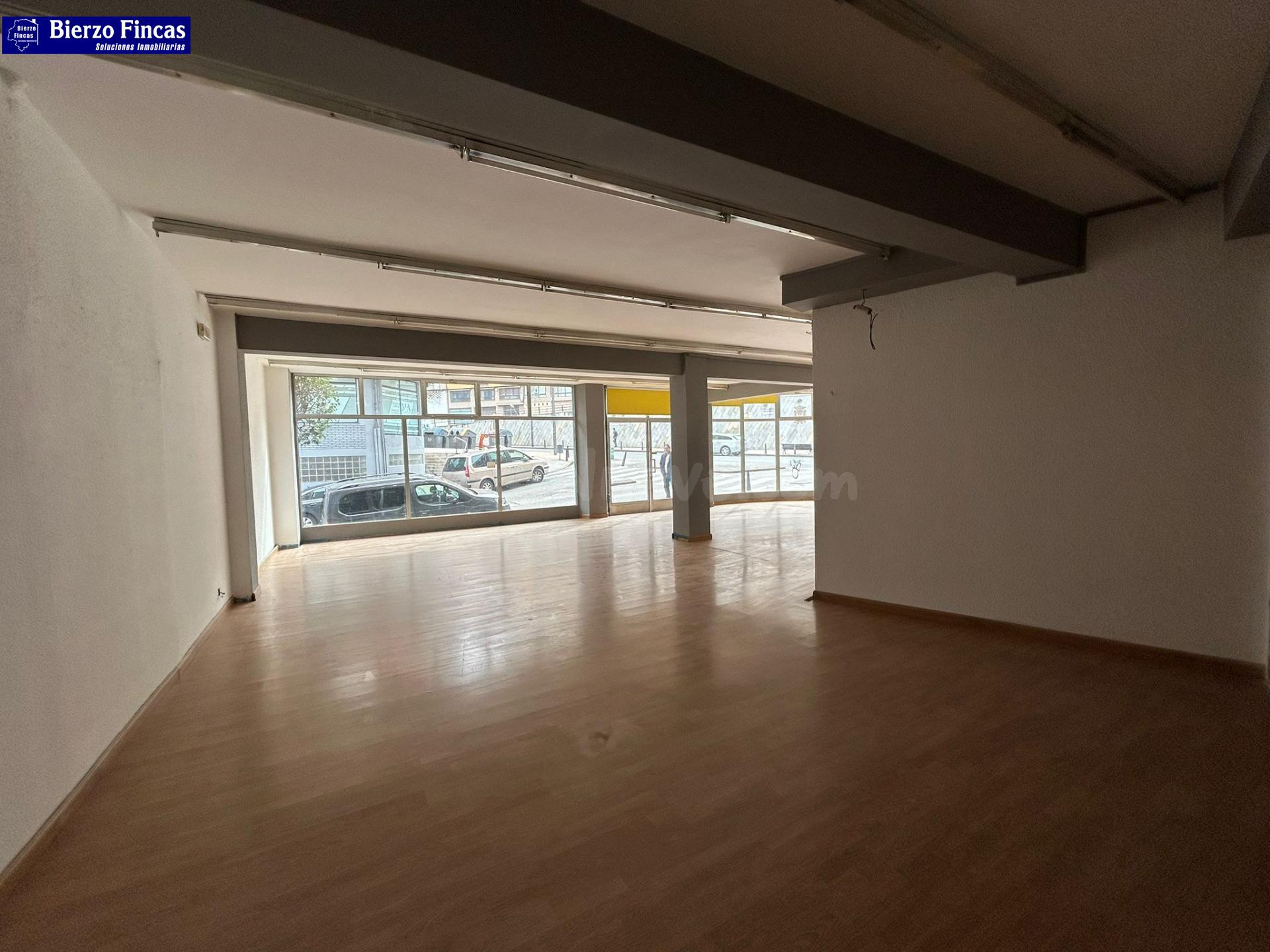 SE ALQUILA LOCAL COMERCIAL EN GENERAL VIVES - foto 2