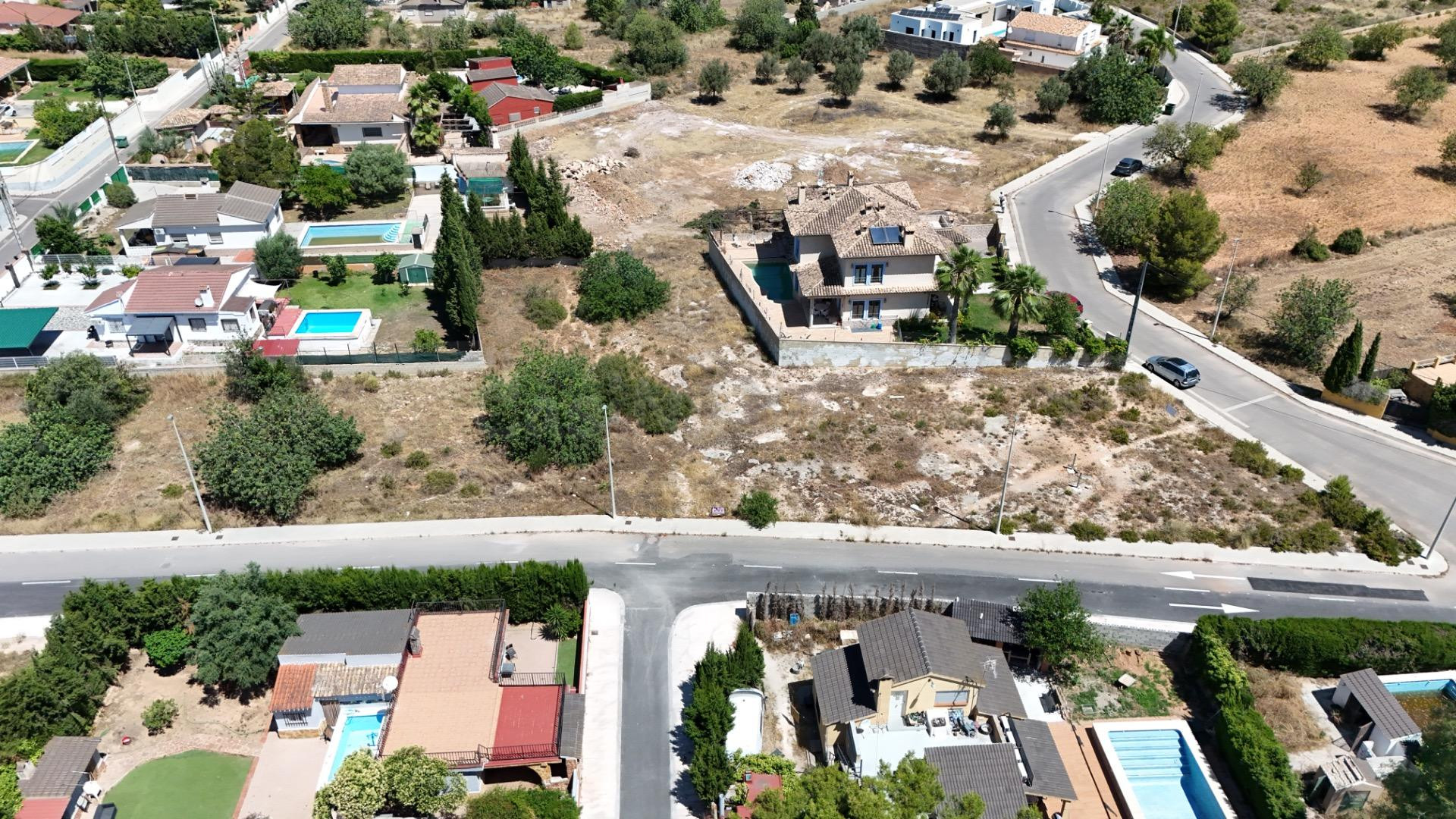 Parcela urbana en Montejarque, junto al Parque Natural de Sa