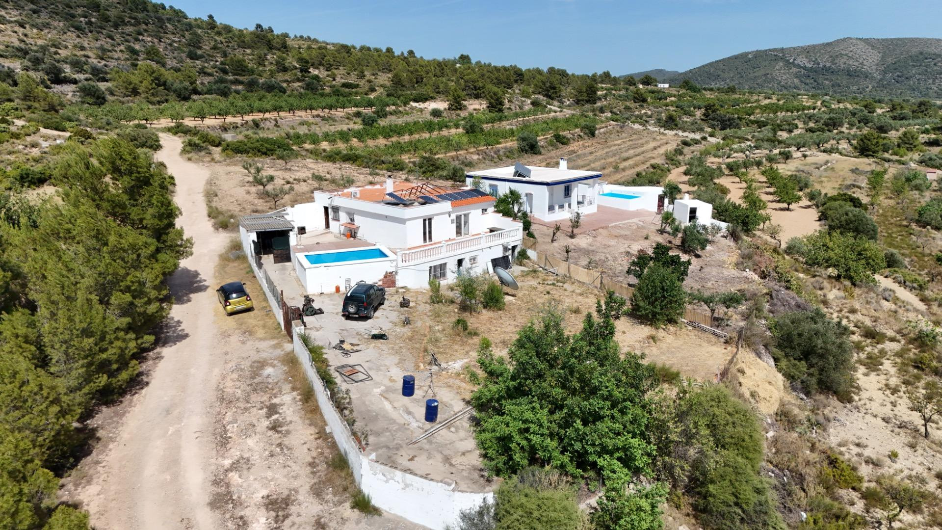 CHALET EN PLENA NATURALEZA EN VILLAR DEL ARZOBISPO - foto 2