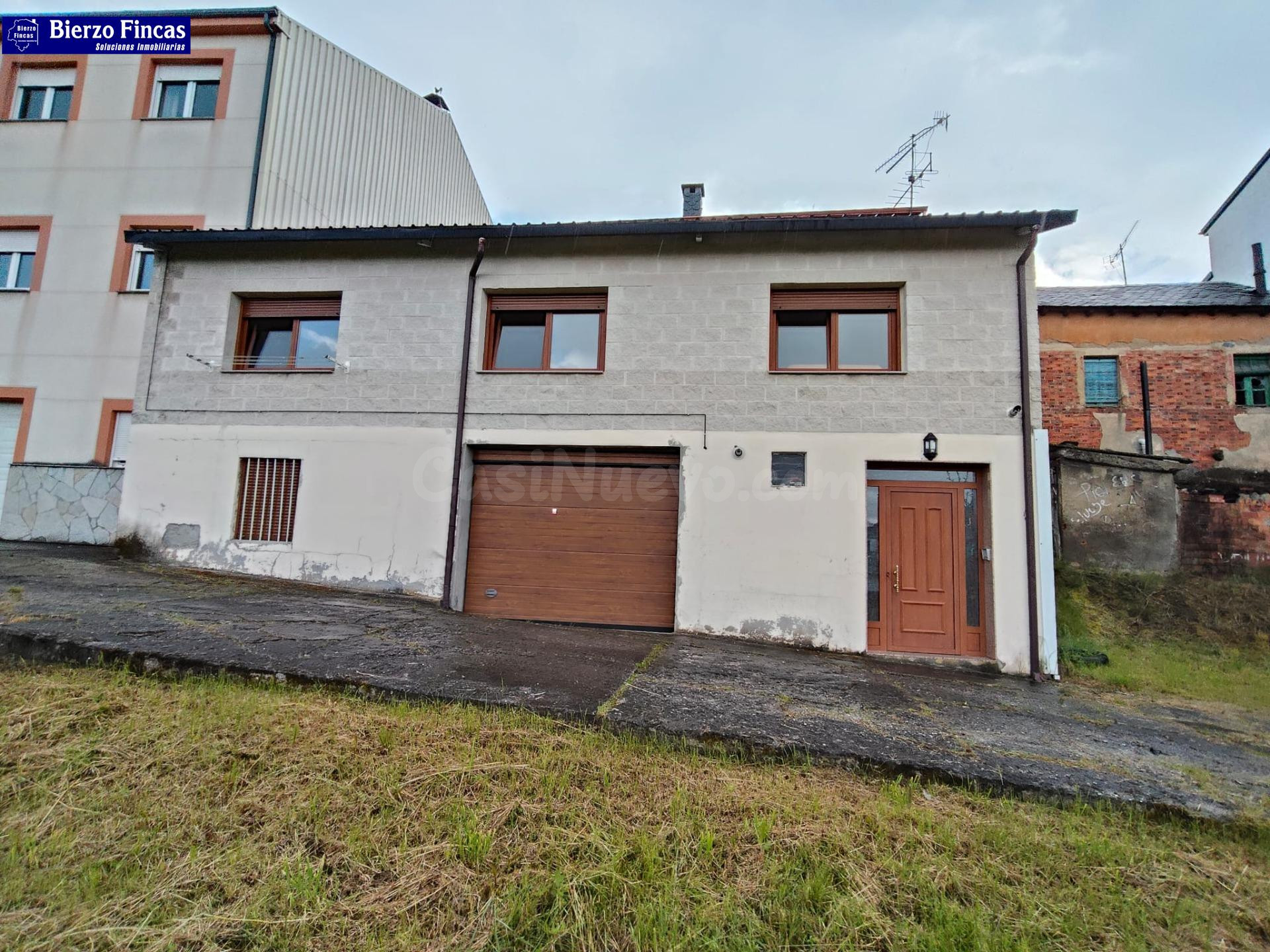 SE VENDE CASA EN FABERO