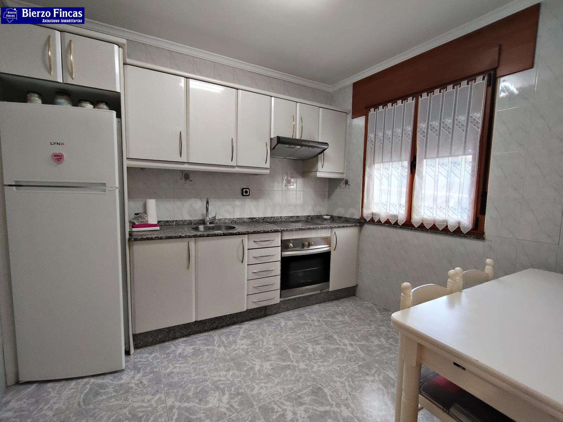 SE VENDE CASA EN FABERO - foto 4