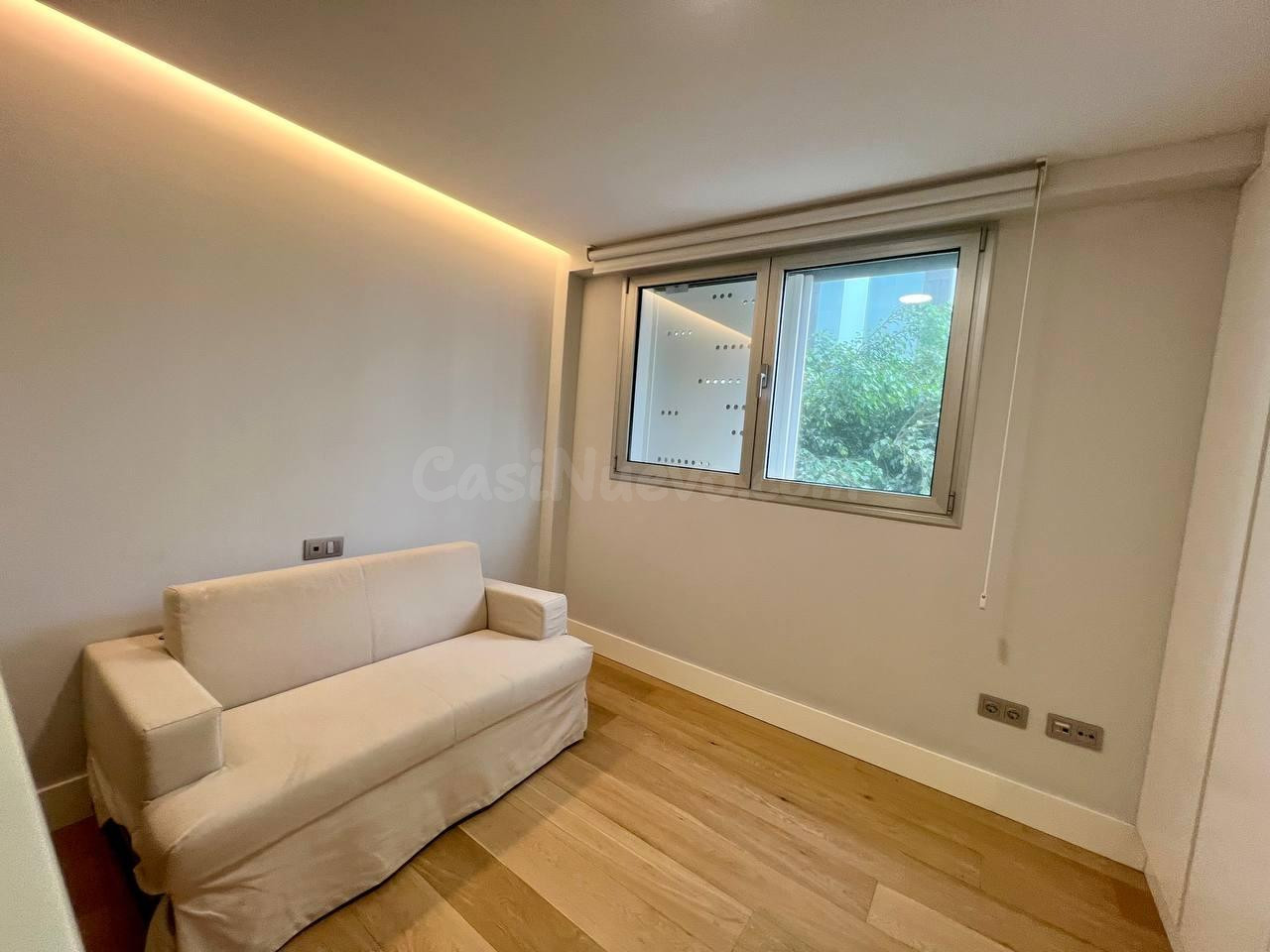Piso de Esquina, Moderno y Acogedor en Guanarteme — A 450 m  - foto 3