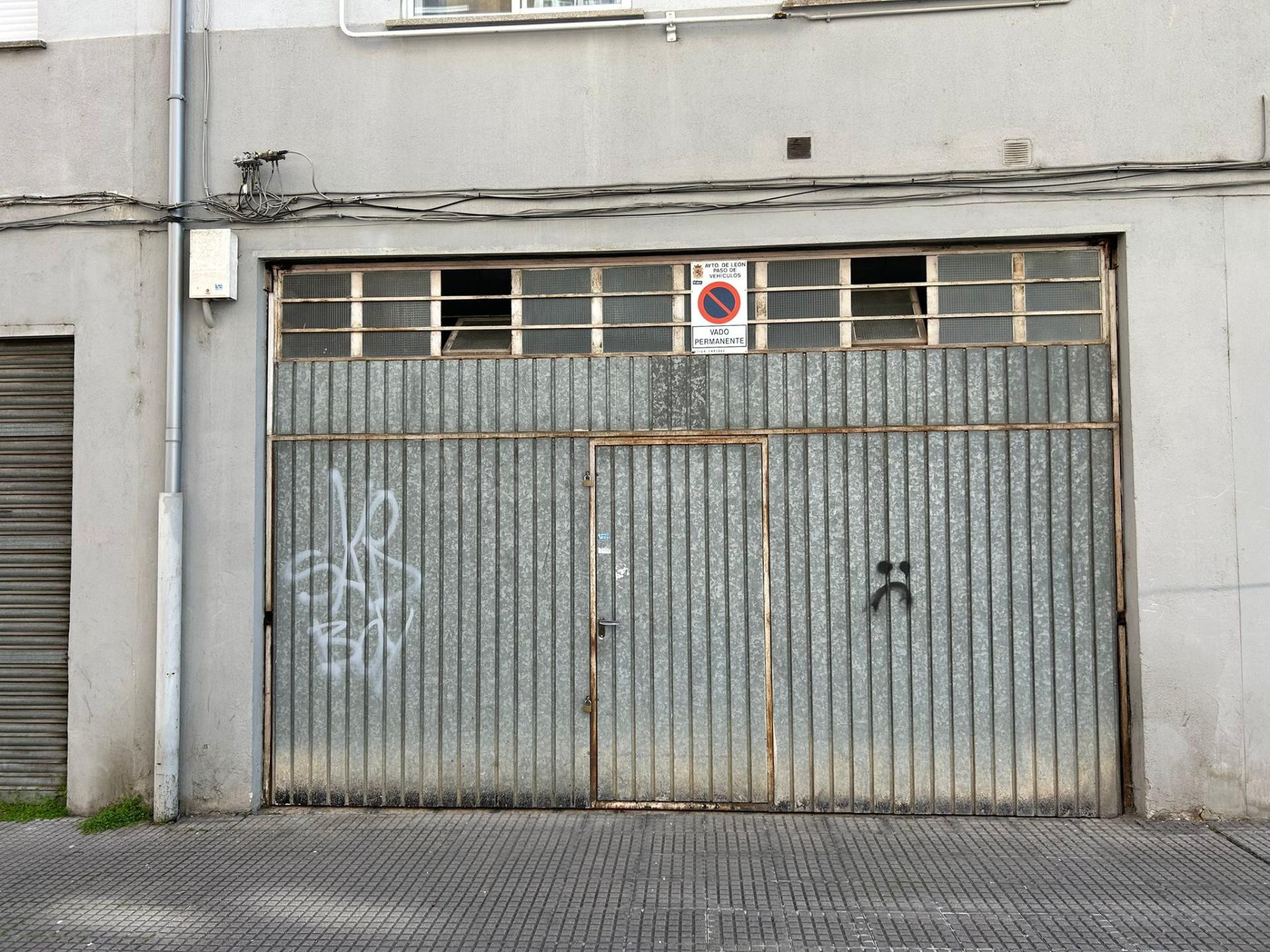 SE VENDE LOCAL EN LA PALOMERA