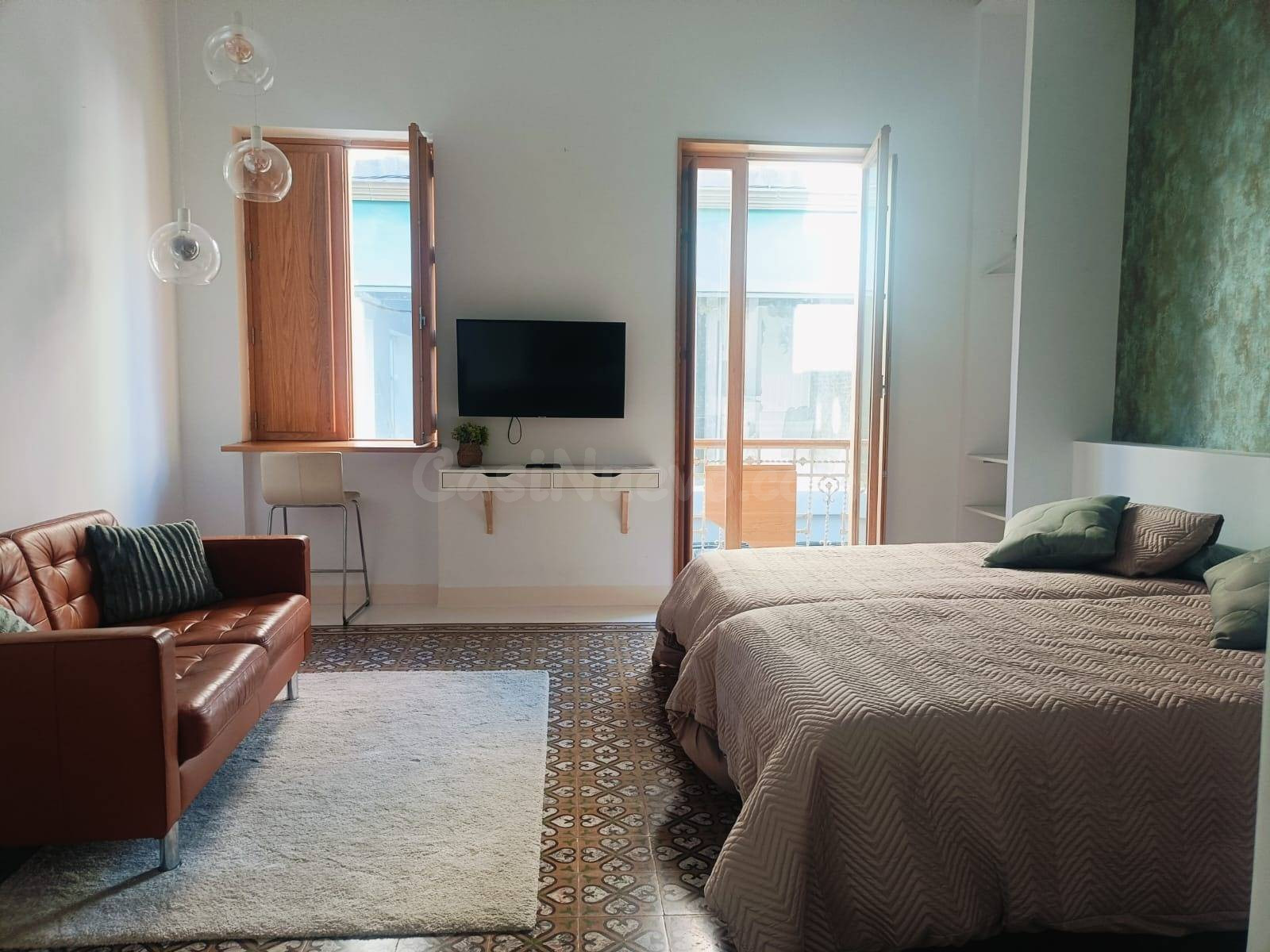 EDIFICIO EN TRIANA TOTALMENTE REFORMADO SITUADO EN LA MEJOR  - foto 5