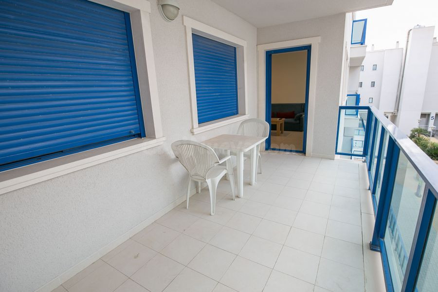 Apartamento turístico, 2 habit.2 baños, GARAJE +TRASTERO, - foto 3