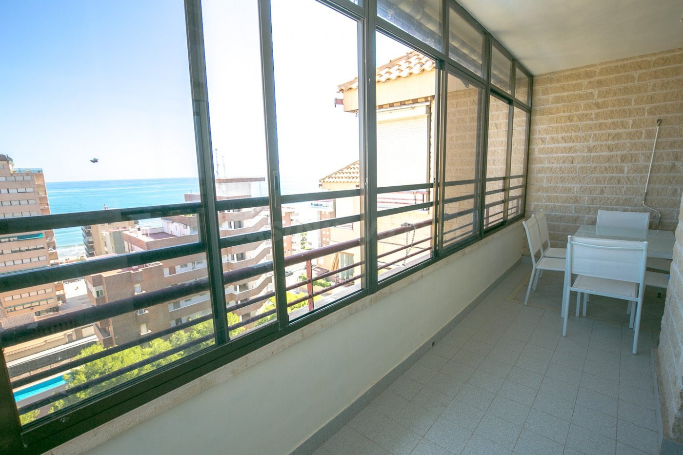 ALQUILER CON VISTAS AL MAR, ULTIMO PISO - foto 3