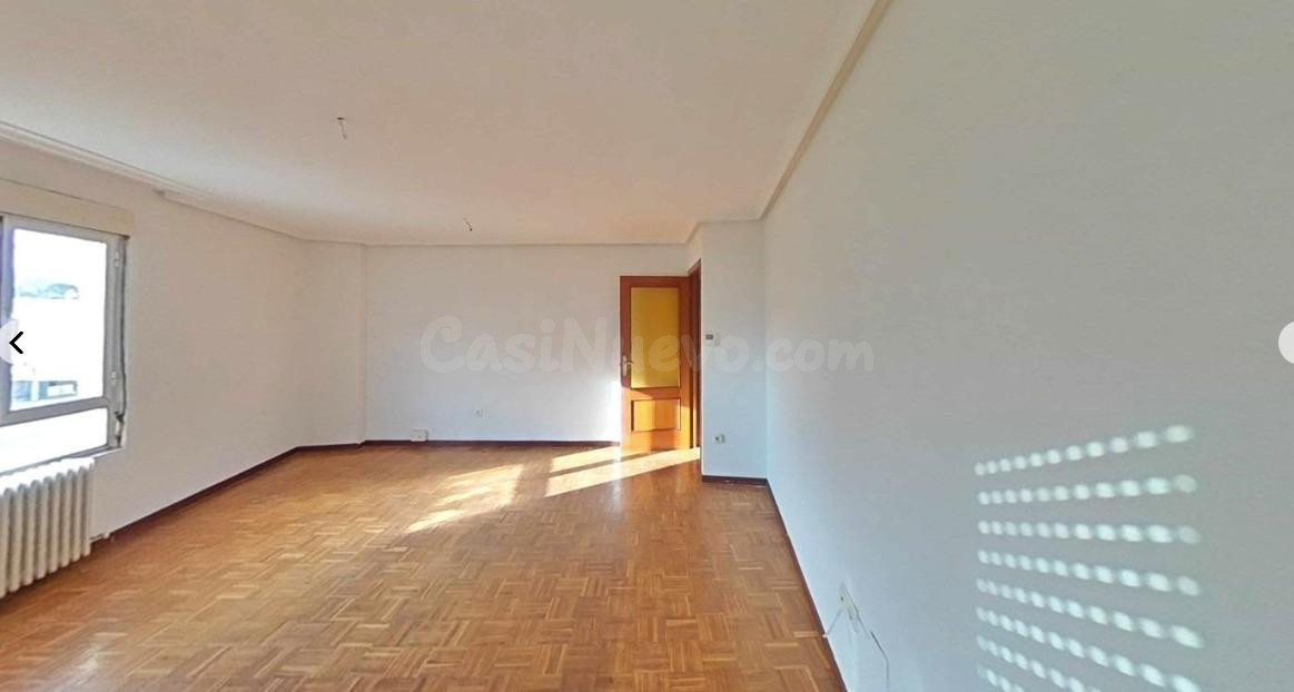 ESTUPENDO PISO EN TROBAJO DEL CAMINO - foto 2