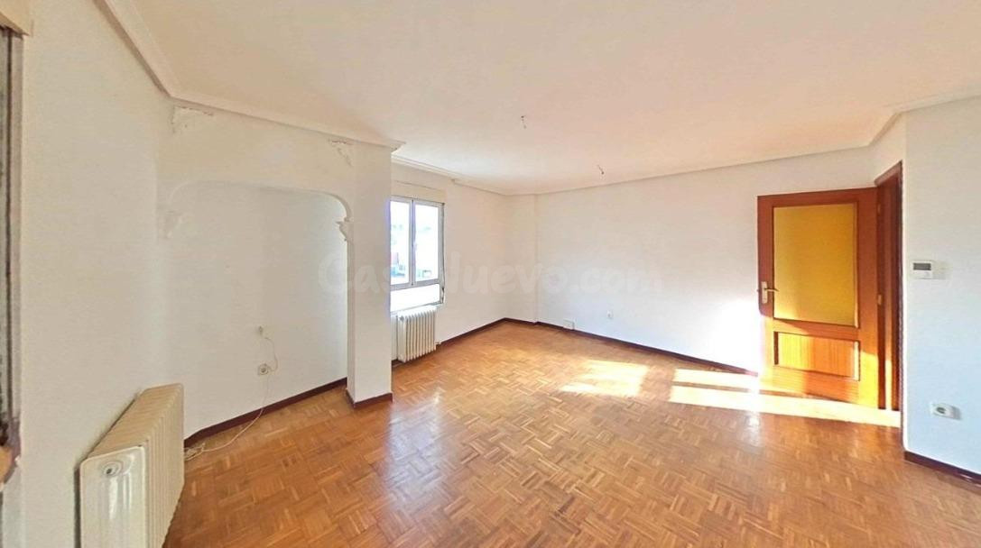 ESTUPENDO PISO EN TROBAJO DEL CAMINO - foto 3