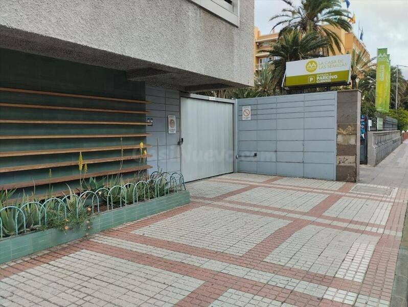 Increíble plaza de garaje - foto 2