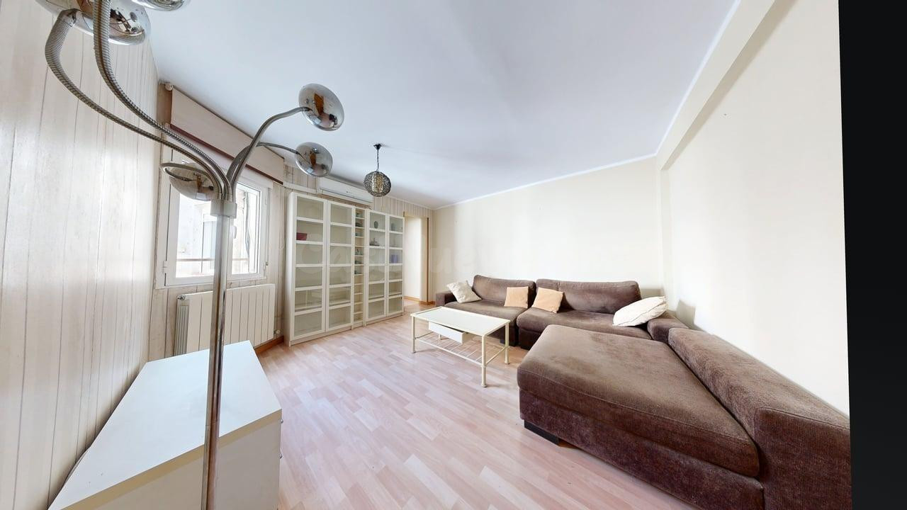 Piso de 58 m2 útiles. Distribuido en dos dormitorios dobles, - foto 2