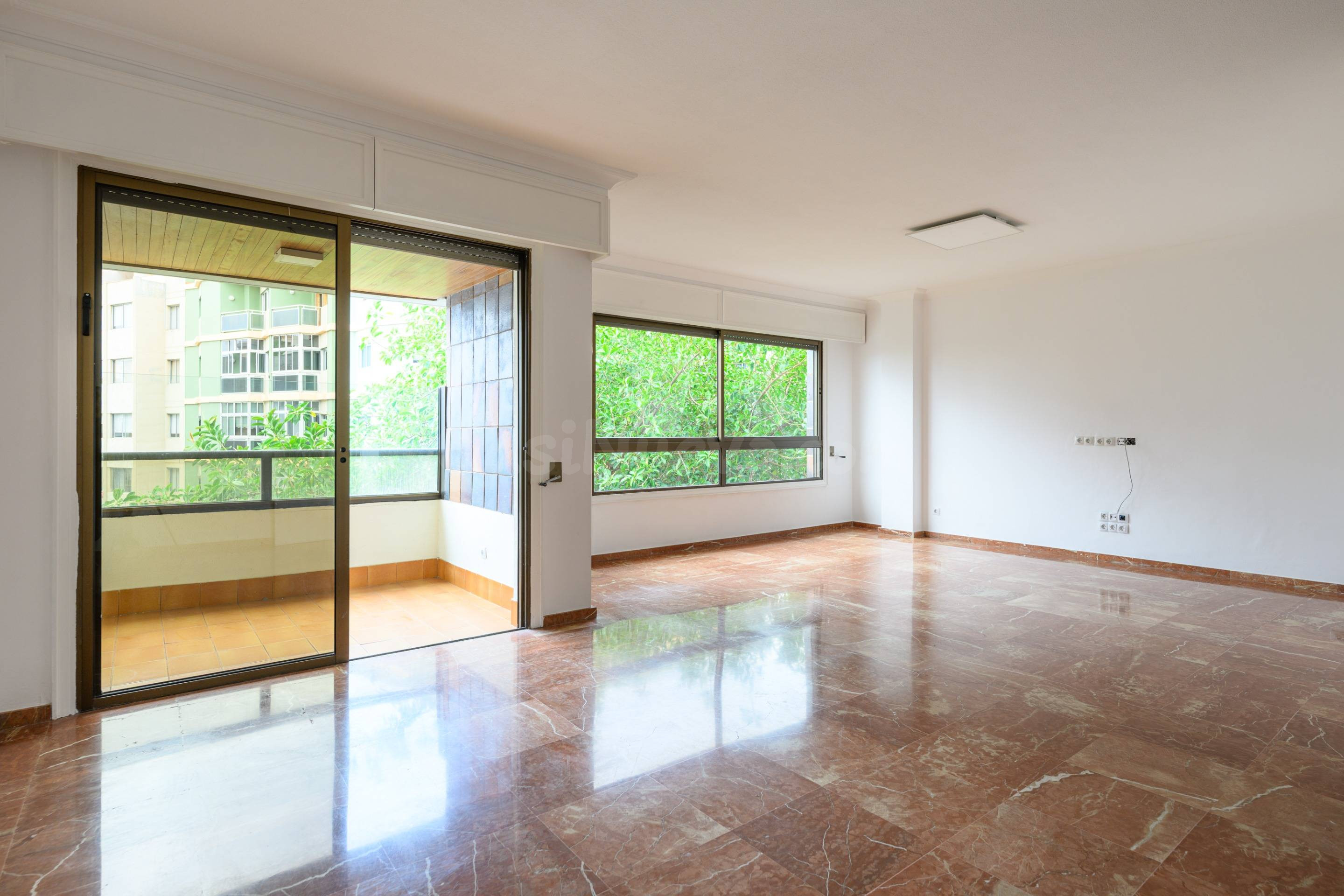 EXCLUSIVA VIVIENDA EN EL PRESTIGIOSO EDIFICIO YERAY – ZONA OBELISCO