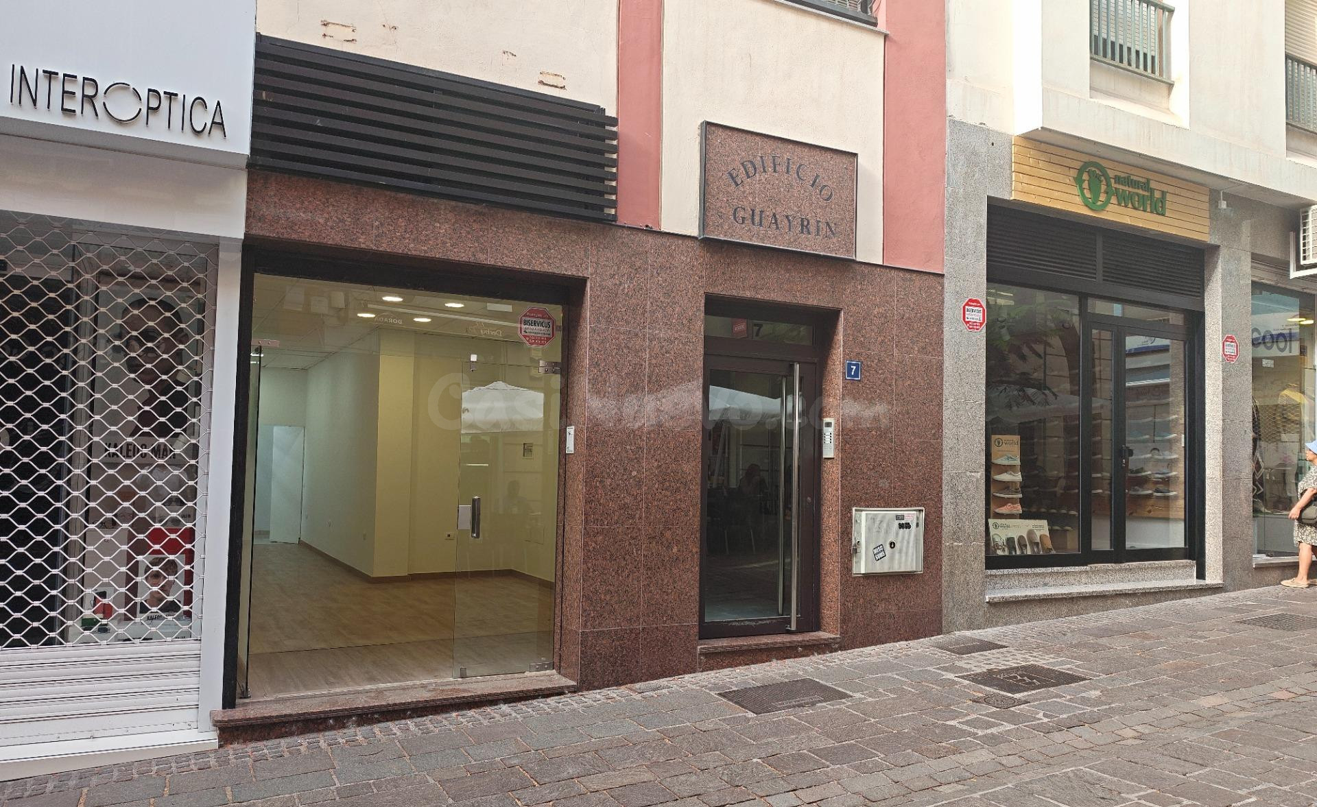 Local comercial 2 habitaciones 40m² en alquiler - Zona Centr - foto 4