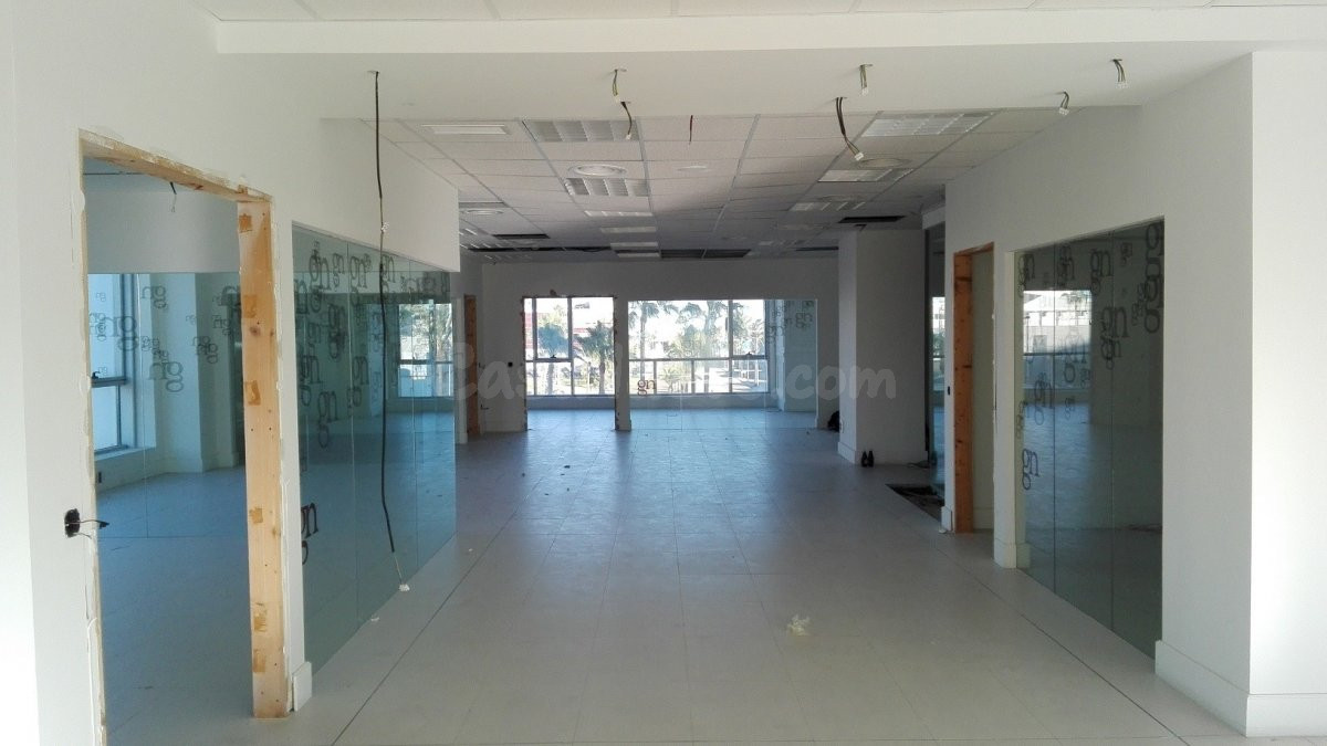 OFICINA EN EL EDIFICIO GLORIETA - foto 3