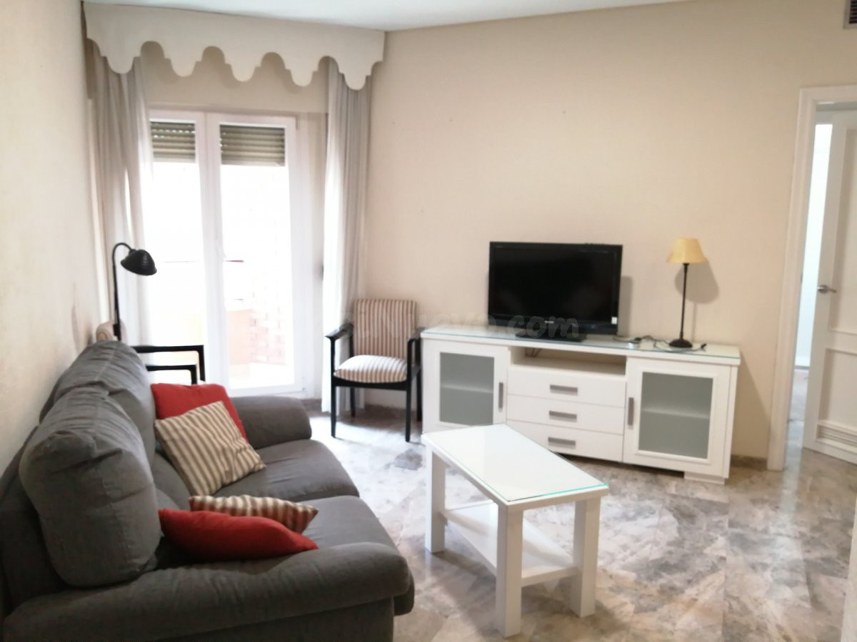 ESTUPENDO APARTAMENTO DE ALQUILER EN ZONA CENTRO, CORDOBA - foto 3