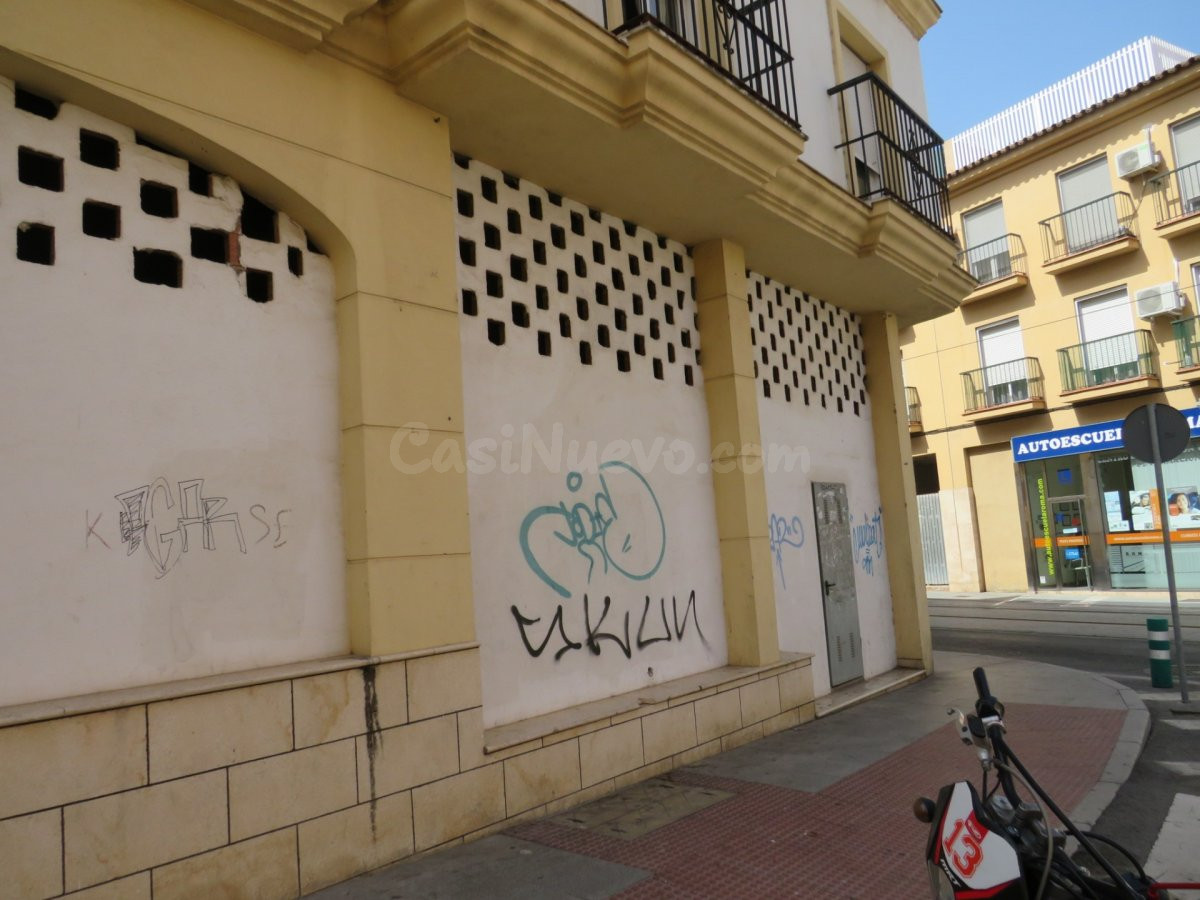 LOCAL COMERCIAL - C/ MENDIZABAL - foto 5