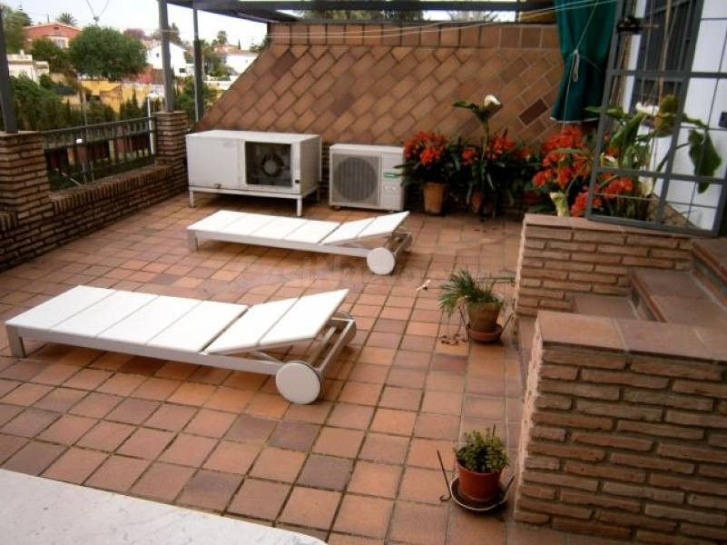 MAGNIFICO CHALET ADOSADO, ZONA SANSUEÑA, CORDOBA - foto 2