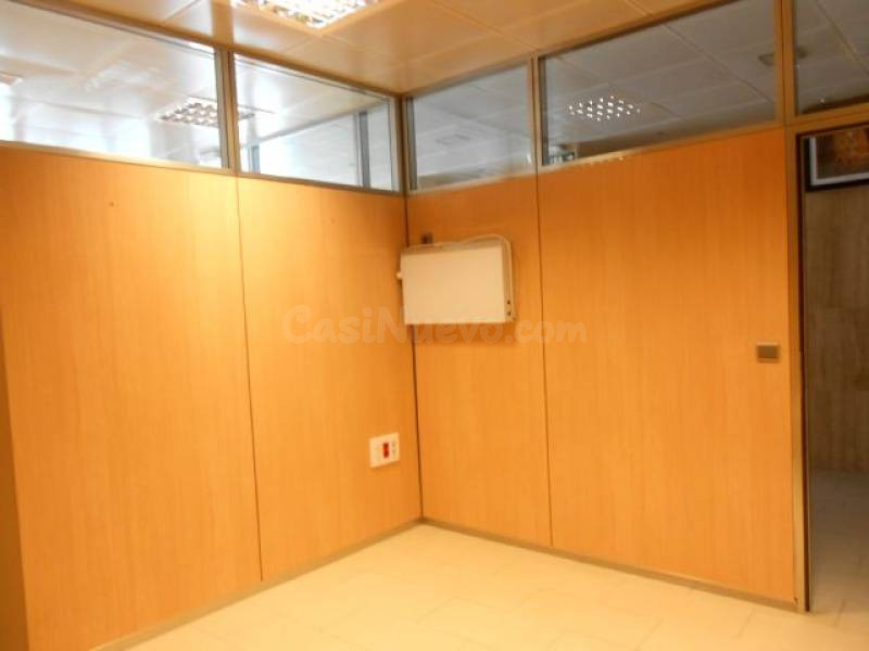 Local comercial 258m² en venta - Zoco - foto 2