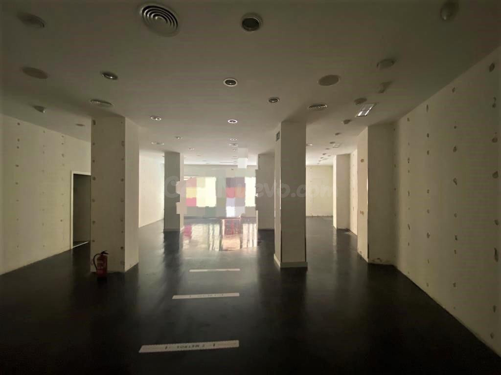 ¡¡¡¡¡LOCAL COMERCIAL EN PLENO CENTRO DE CADIZ!!!! - foto 4