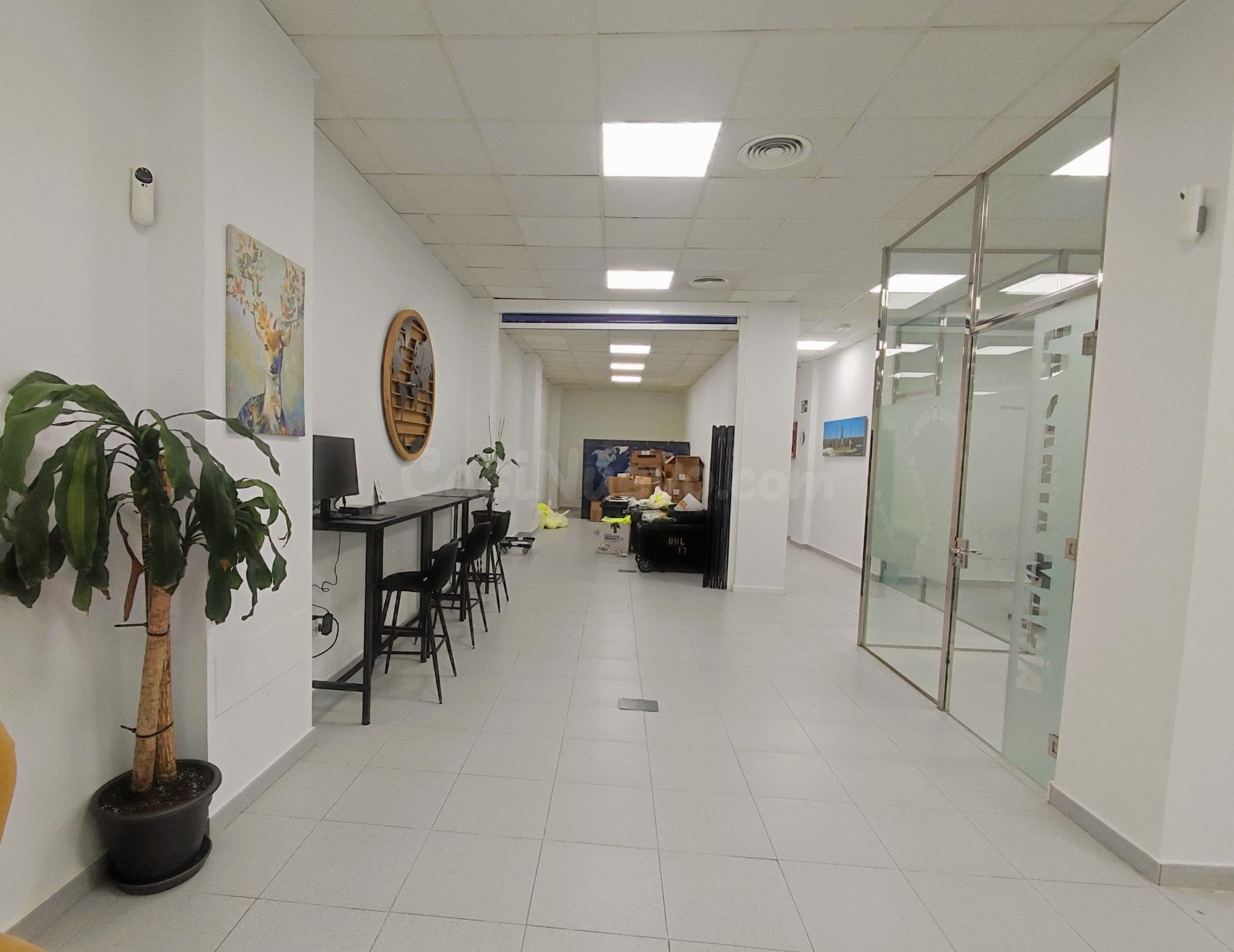 ¡¡¡¡LOCAL COMERCIAL EN AVENIDA DE MÁS DE 300 M2!!!!!! - foto 4