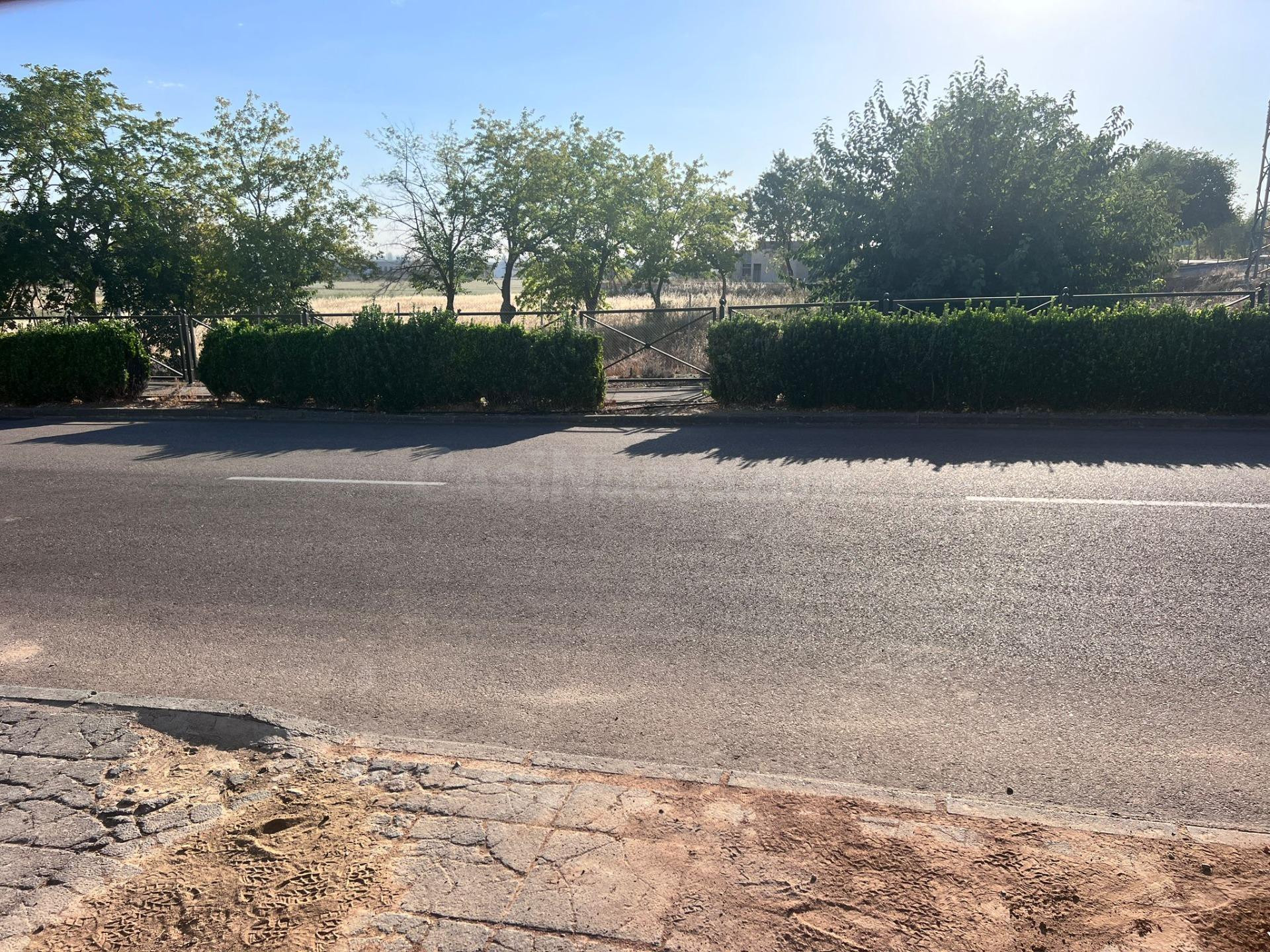 PARCELA DE 1.000M2 EN URBANIZACION PRIVADA - GOLF GUADIANA - foto 5