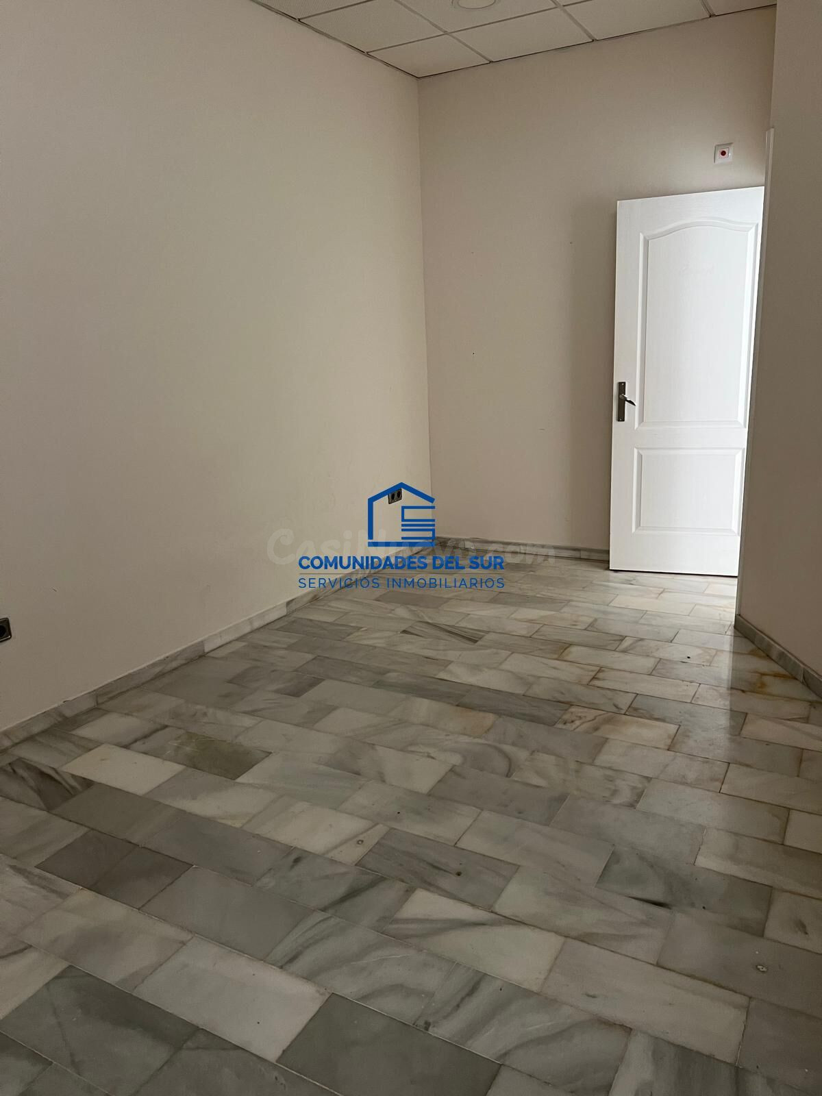 Local comercial en venta en la zona de crevillet - foto 4