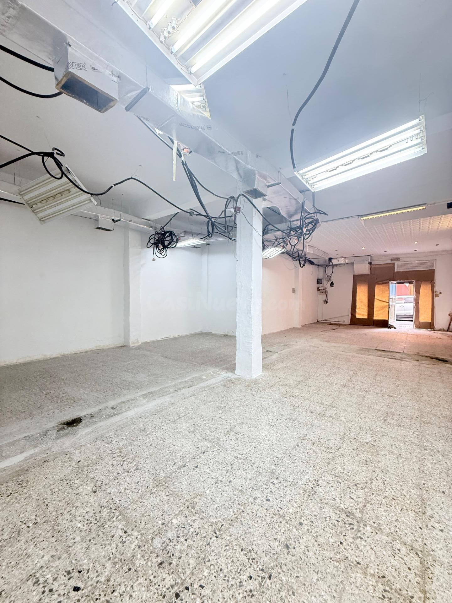 Local en venta en Calle Valencia – Las Palmas de Gran Canari - foto 2