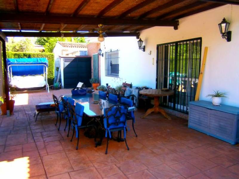 CHALET EN CERRO MURIANO CON IMPRESIONANTES VISTAS AL LAGO. - foto 5