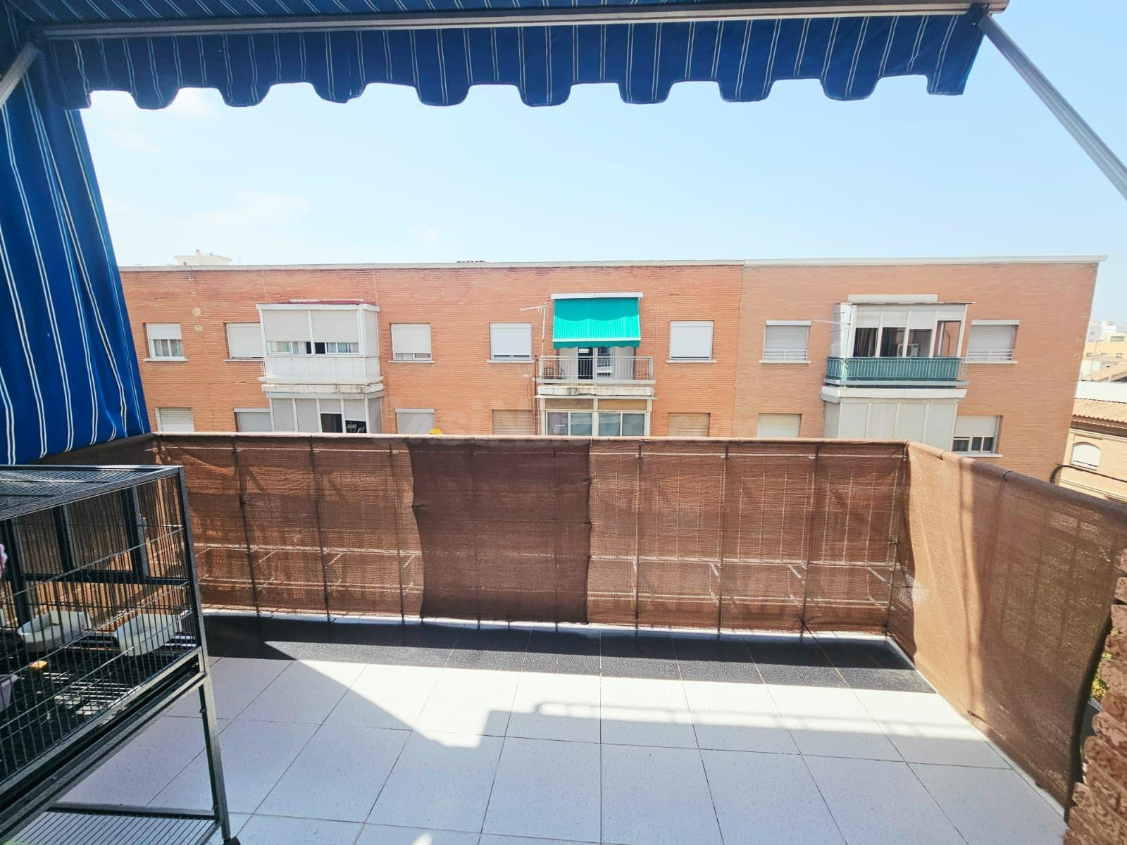 SE VENDE PISO REFORMADO EN ZONA AVENIDA DE TORRENT(Con inqui - foto 2