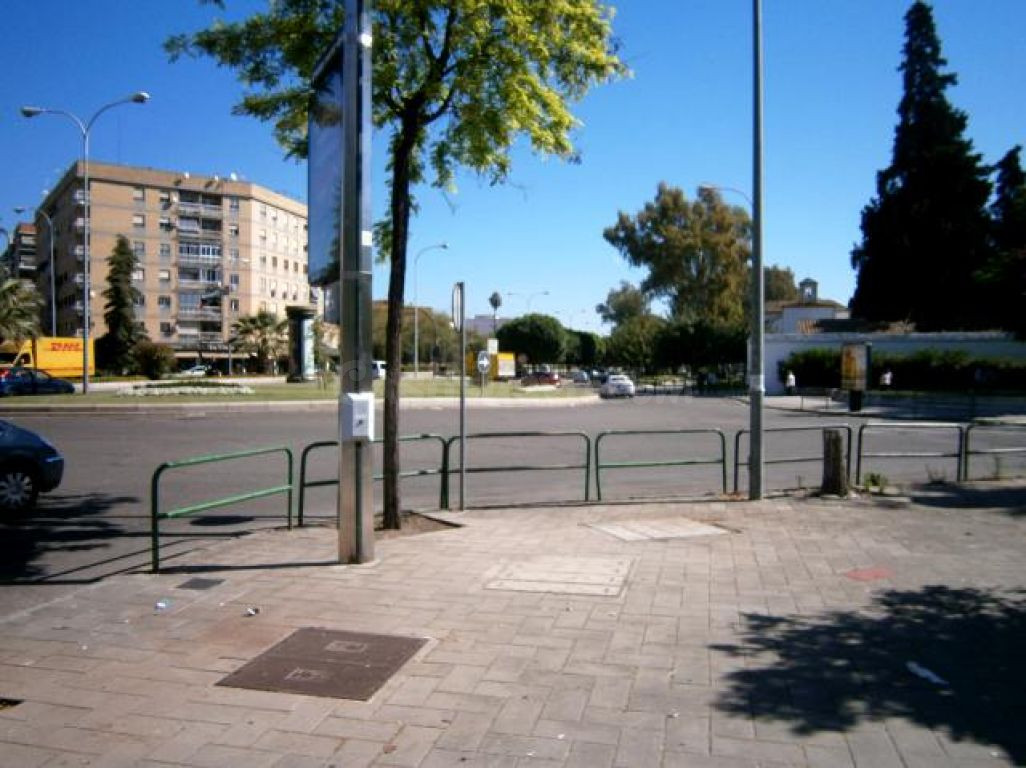 Local comercial 90m² en venta - Fuensanta - foto 2