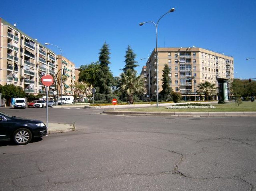 Local comercial 90m² en venta - Fuensanta - foto 4