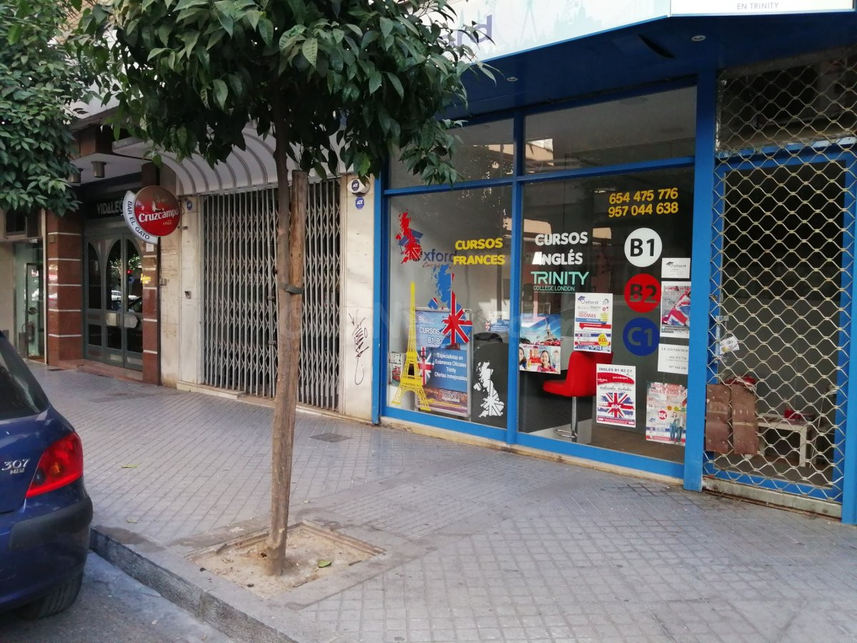 MAGNIFICO LOCAL EN CIUDAD JARDIN - foto 4