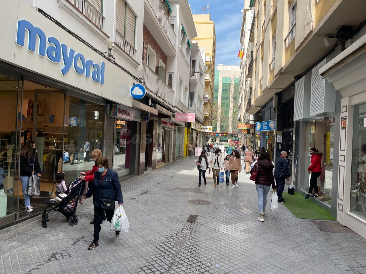 OPORTUNIDAD INVERSORES: Magnífico local comercial en pleno c - foto 3