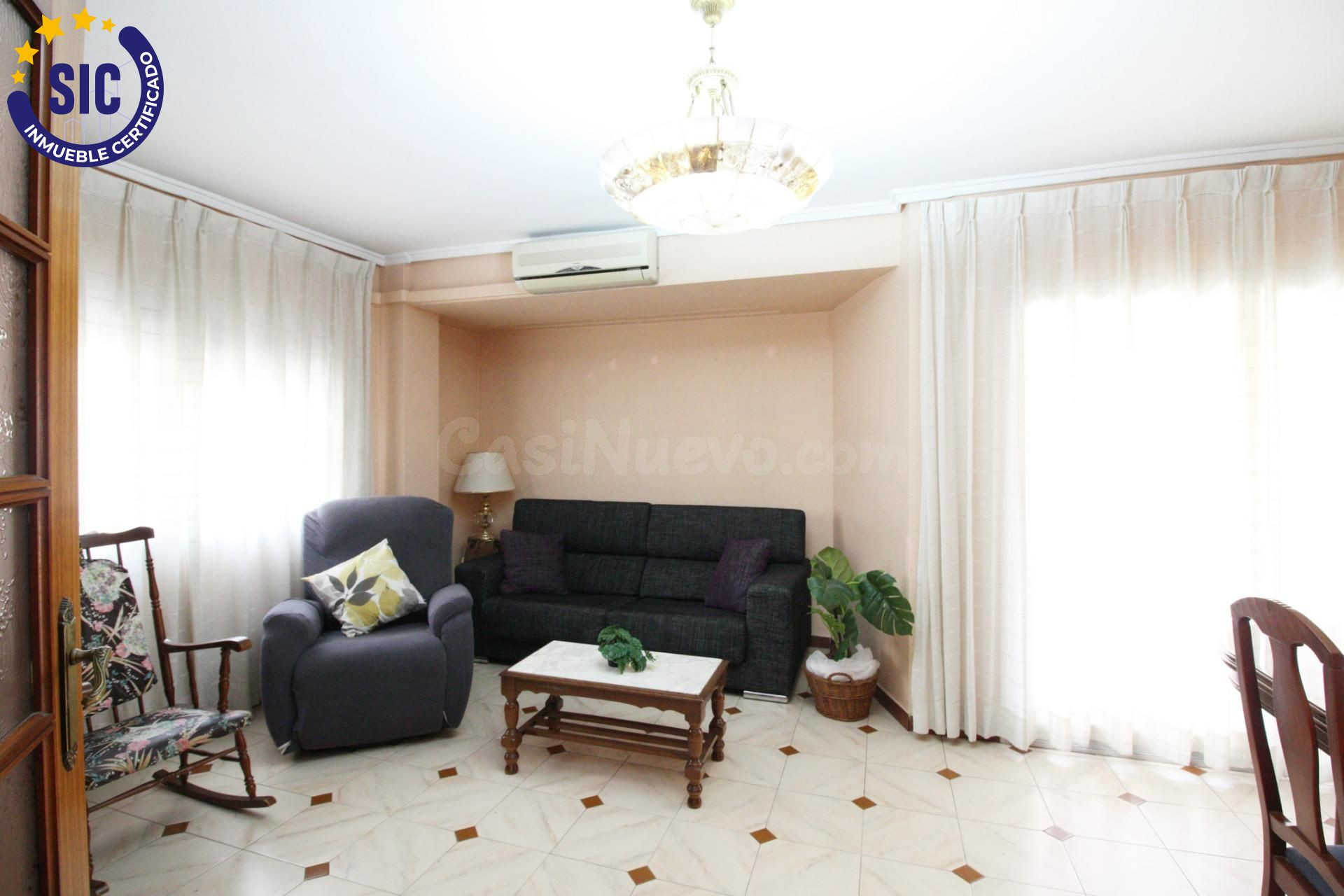 TU NUEVO HOGAR EN ALAQUÀS: AMPLITUD, BALCÓN Y 3 habitaciones - foto 3