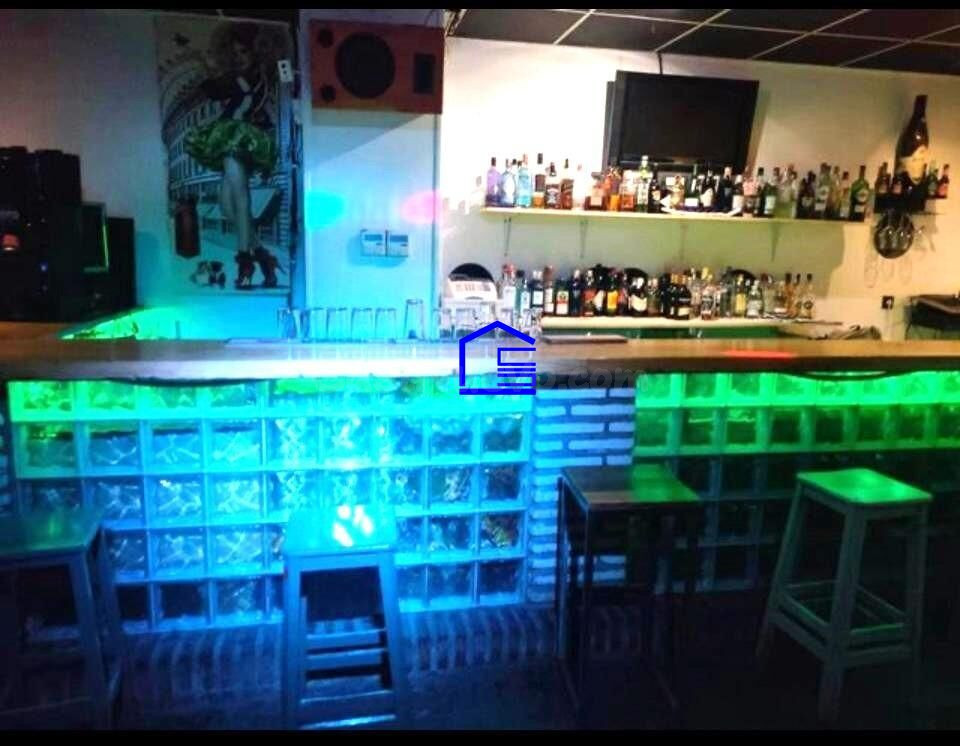 OPORTUNIDAD!! de compra Bar de Copas en el centro del Puerto - foto 2